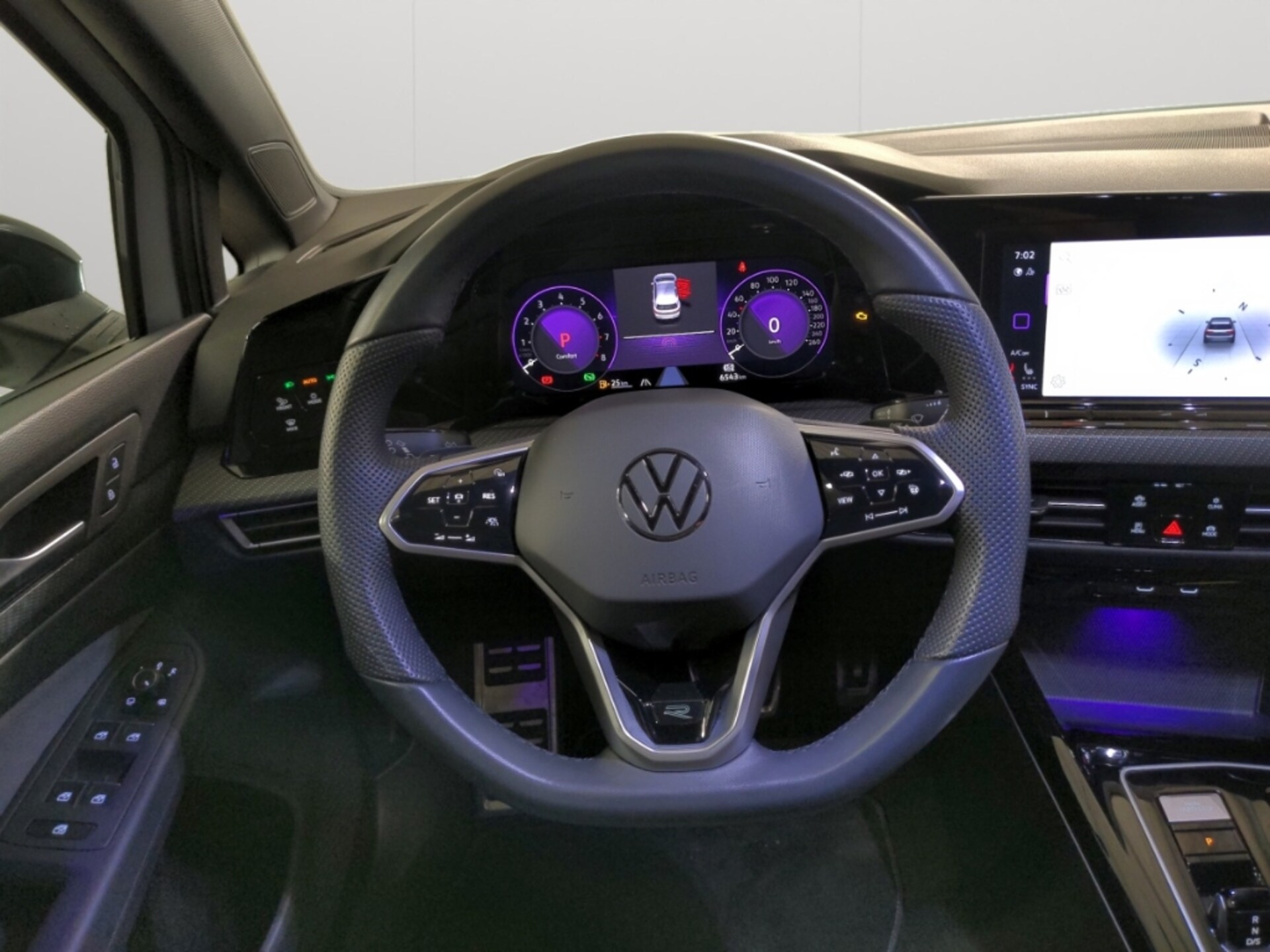 Volkswagen Golf R-Line