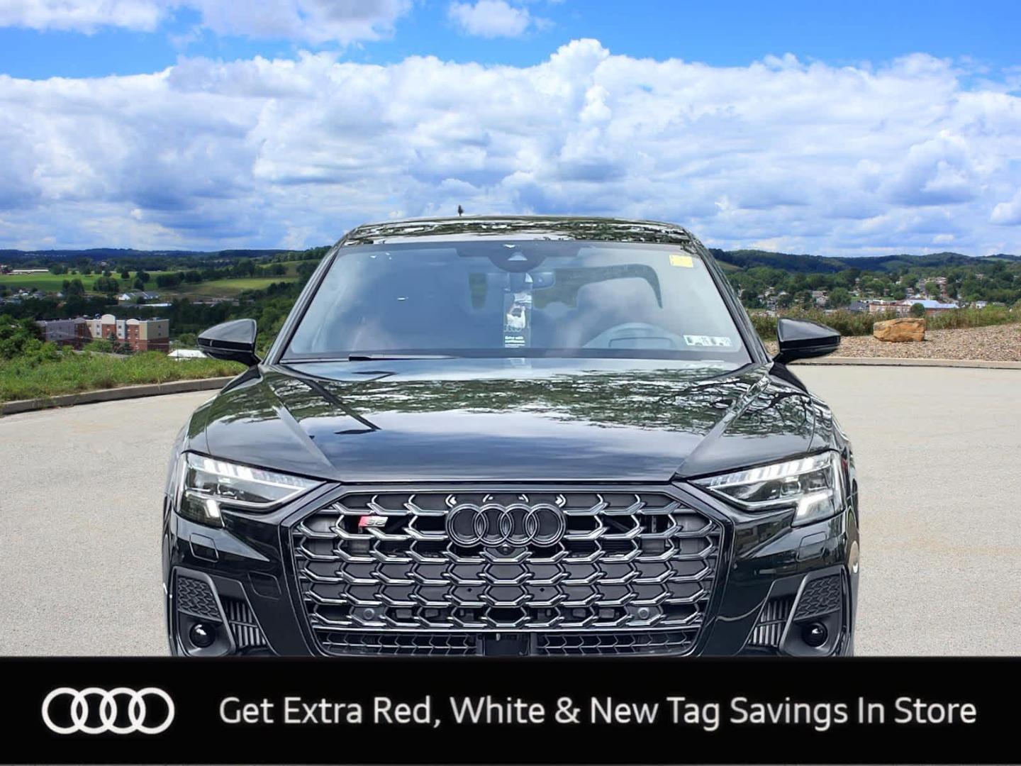 2025 Audi S8 Base - Photo 8