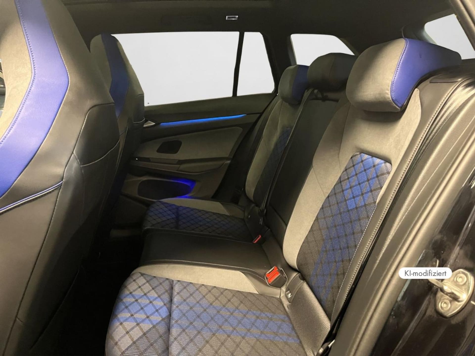 Volkswagen Golf Variant R