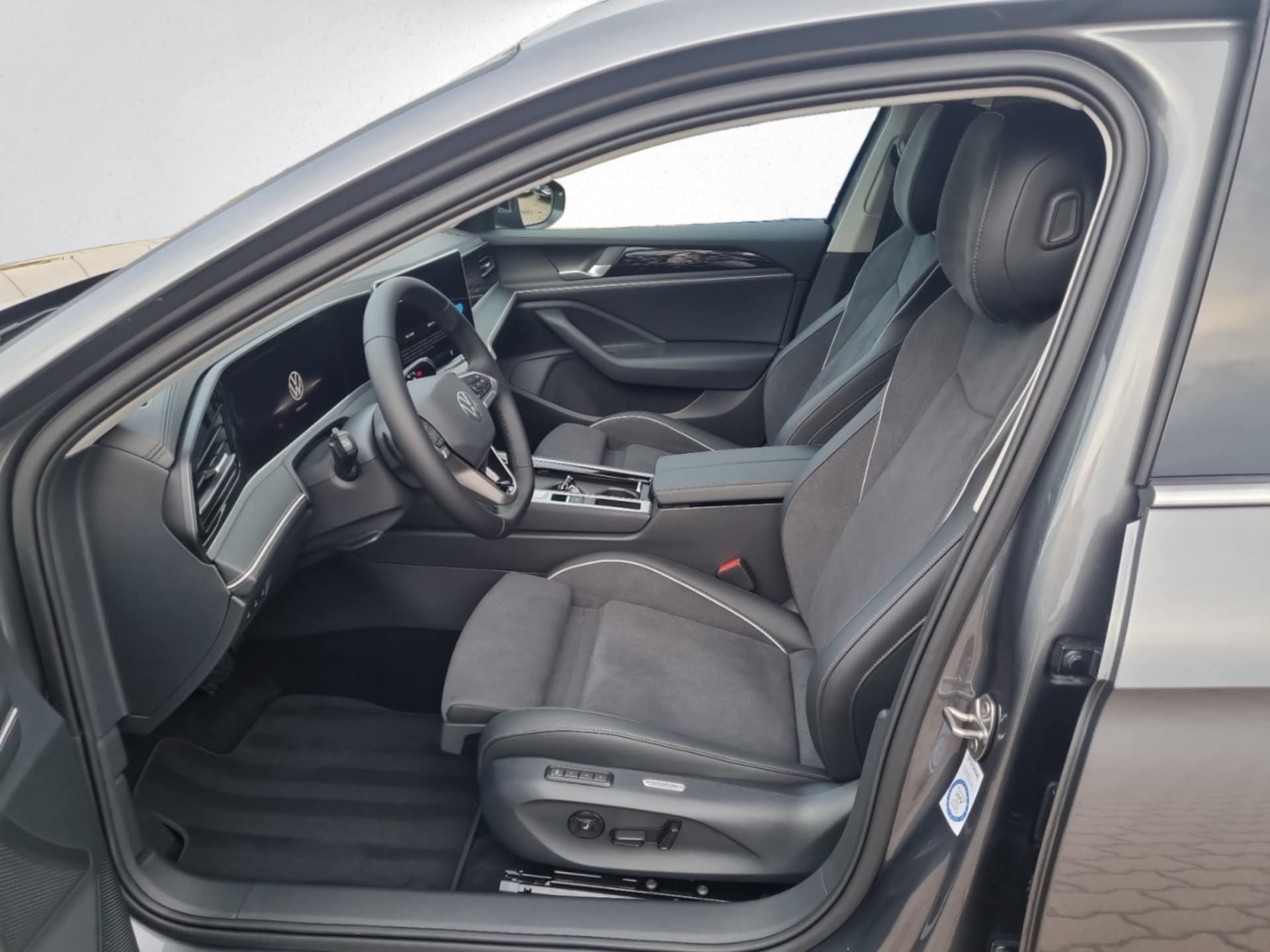 Volkswagen Passat Elegance