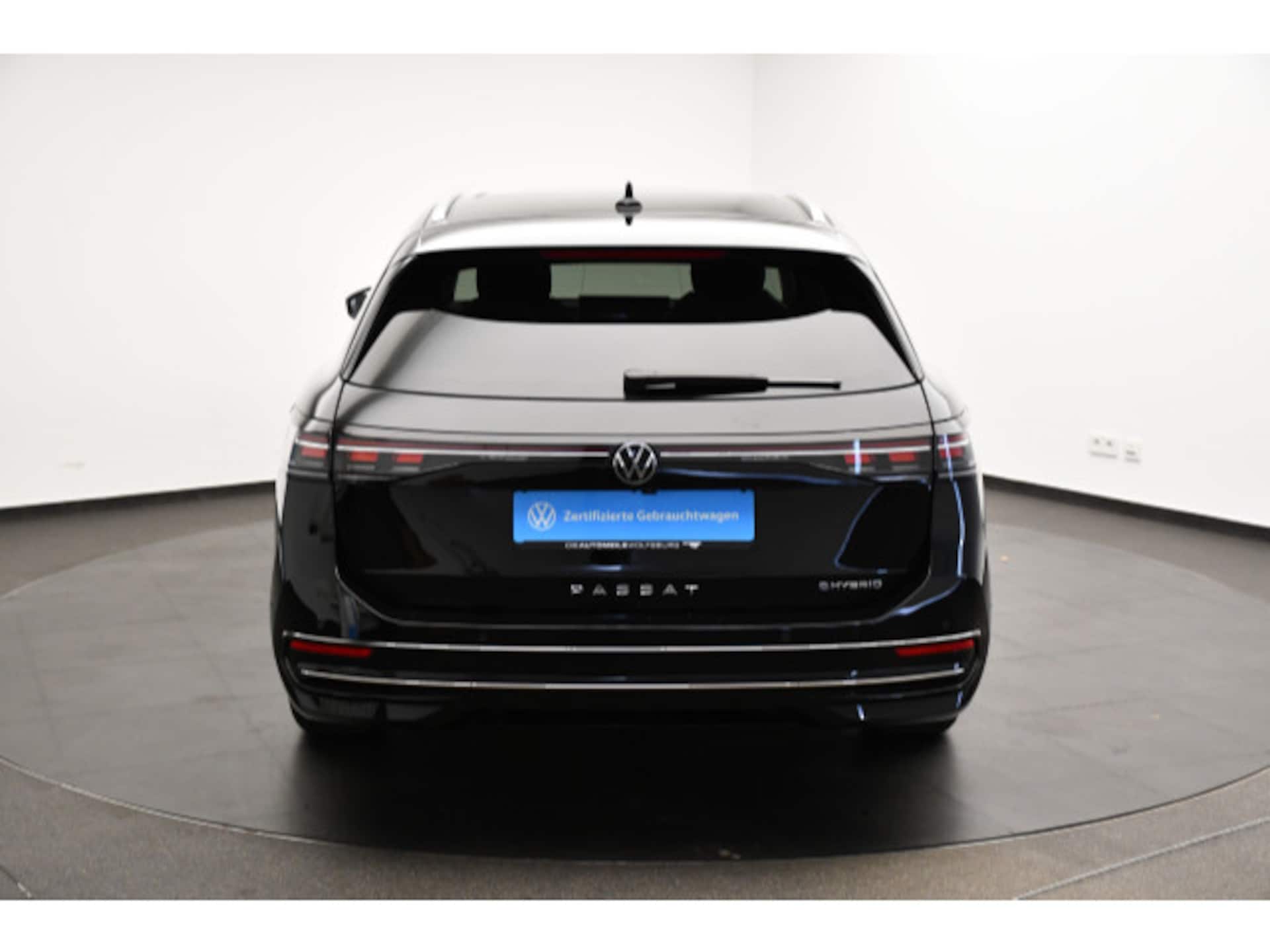 Volkswagen Passat Elegance