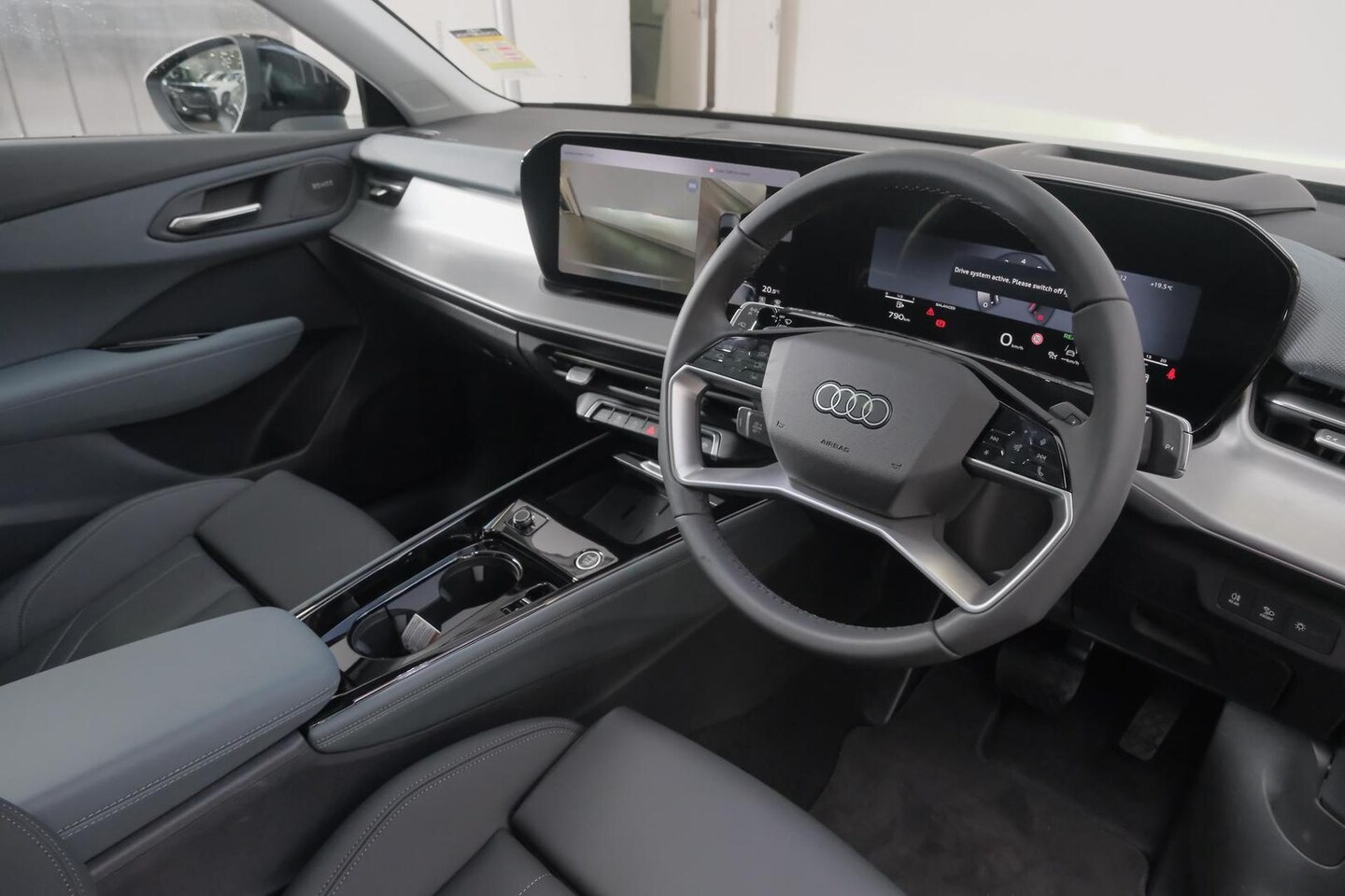 Image about Audi Q3 SUV TFSI quattro 150 kW launch edition