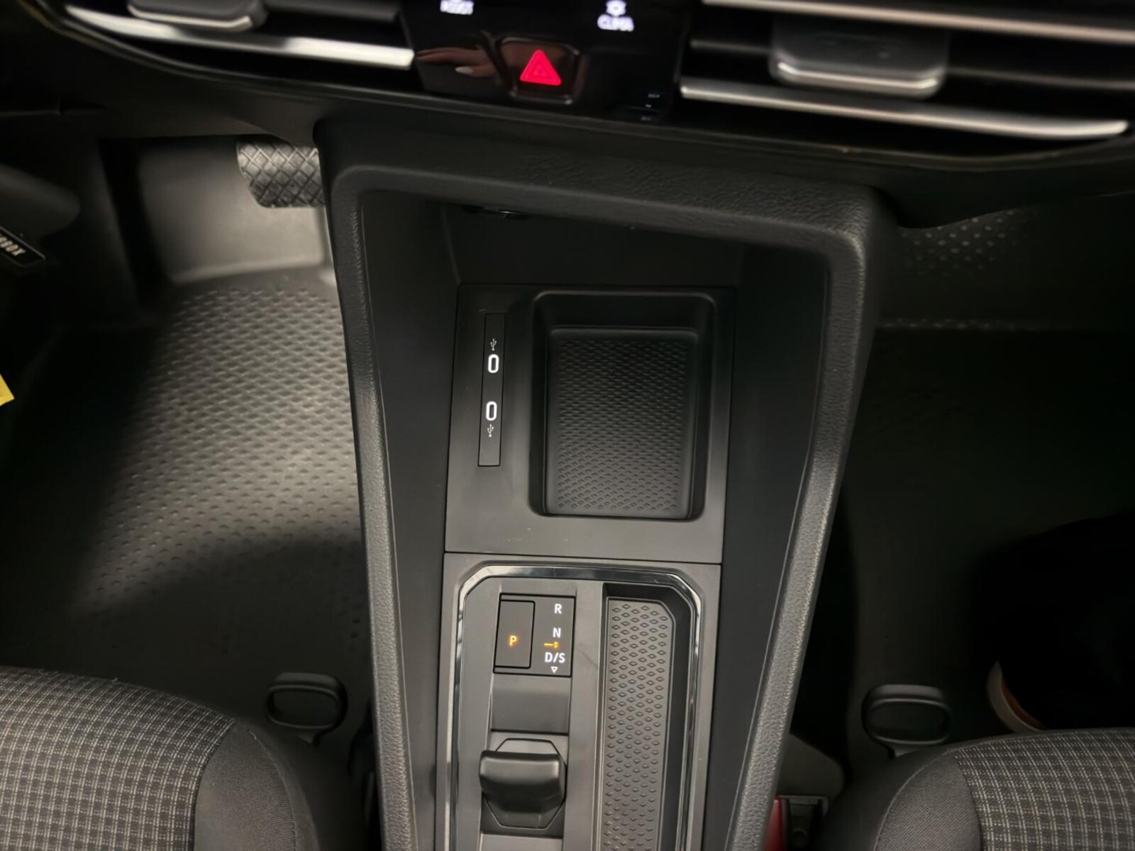 Volkswagen Caddy Maxi Cargo – Bild 27