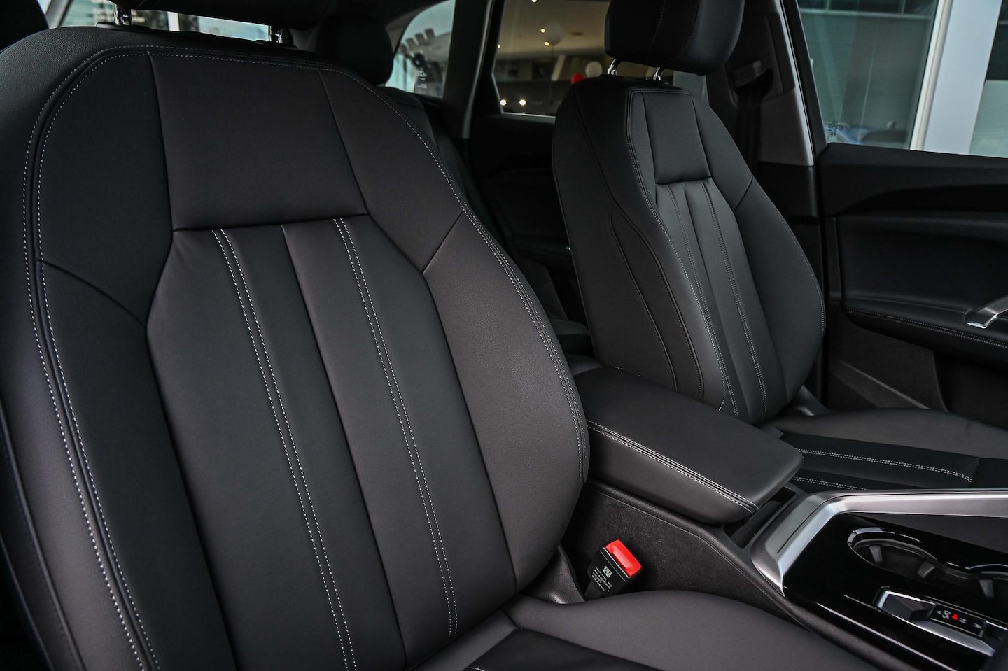 Image about Audi Q5 SUV TDI quattro 150 kW