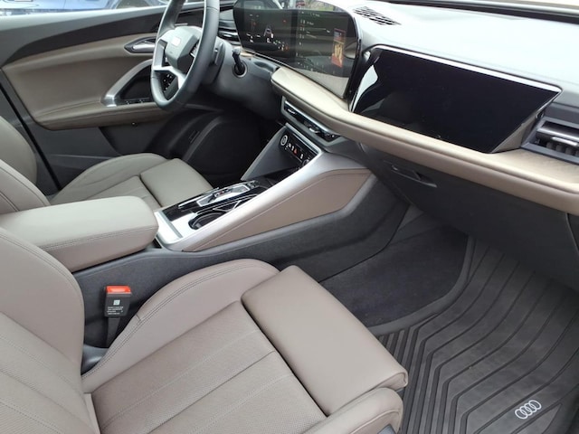 2025 Audi Q5 Premium Plus - Photo 25
