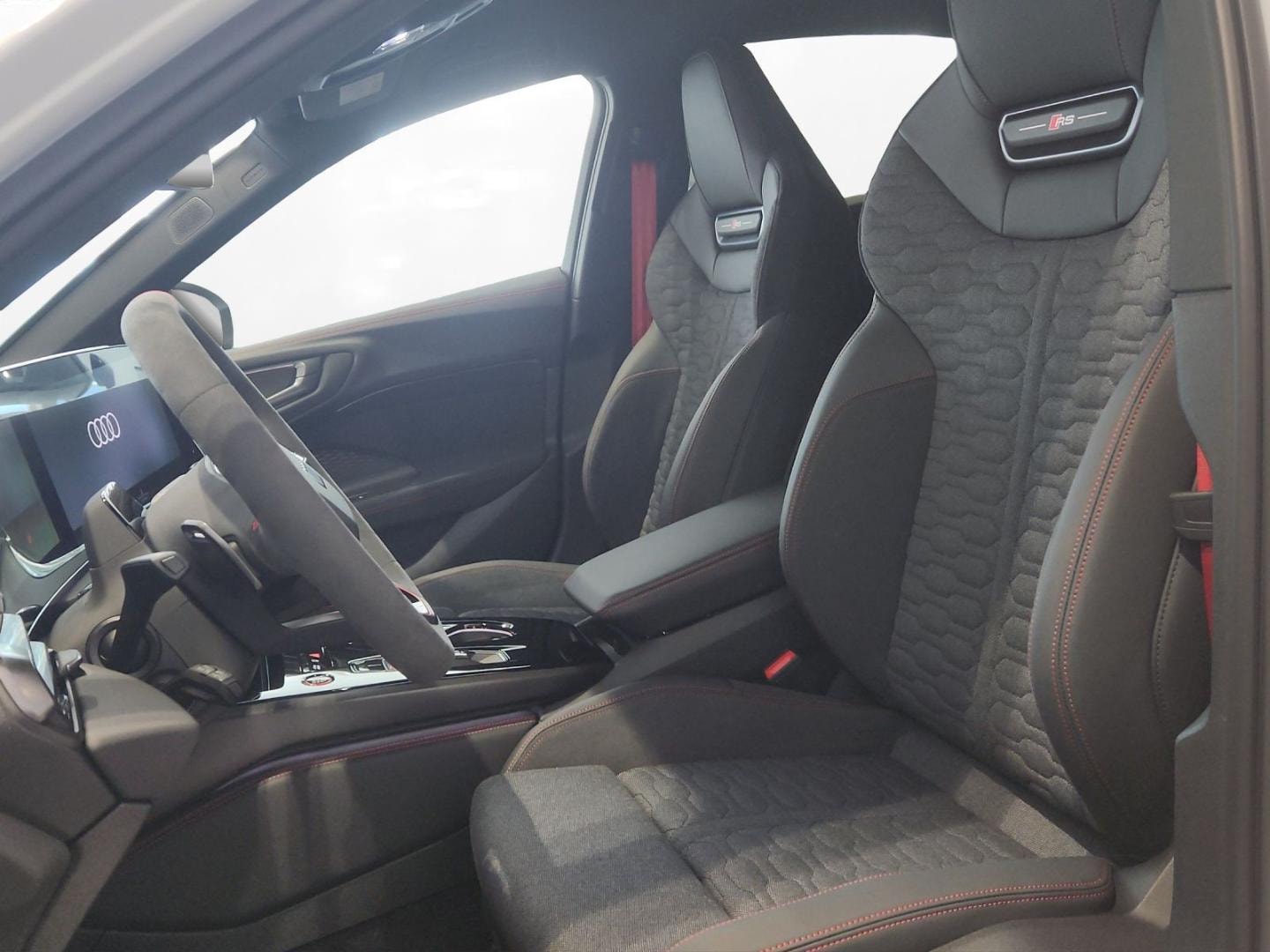 Bild über Audi RS 5 Limousine TFSI quattro 470 kW tiptronic - für weitere Informationen kontaktieren Sie den Audi Partner
