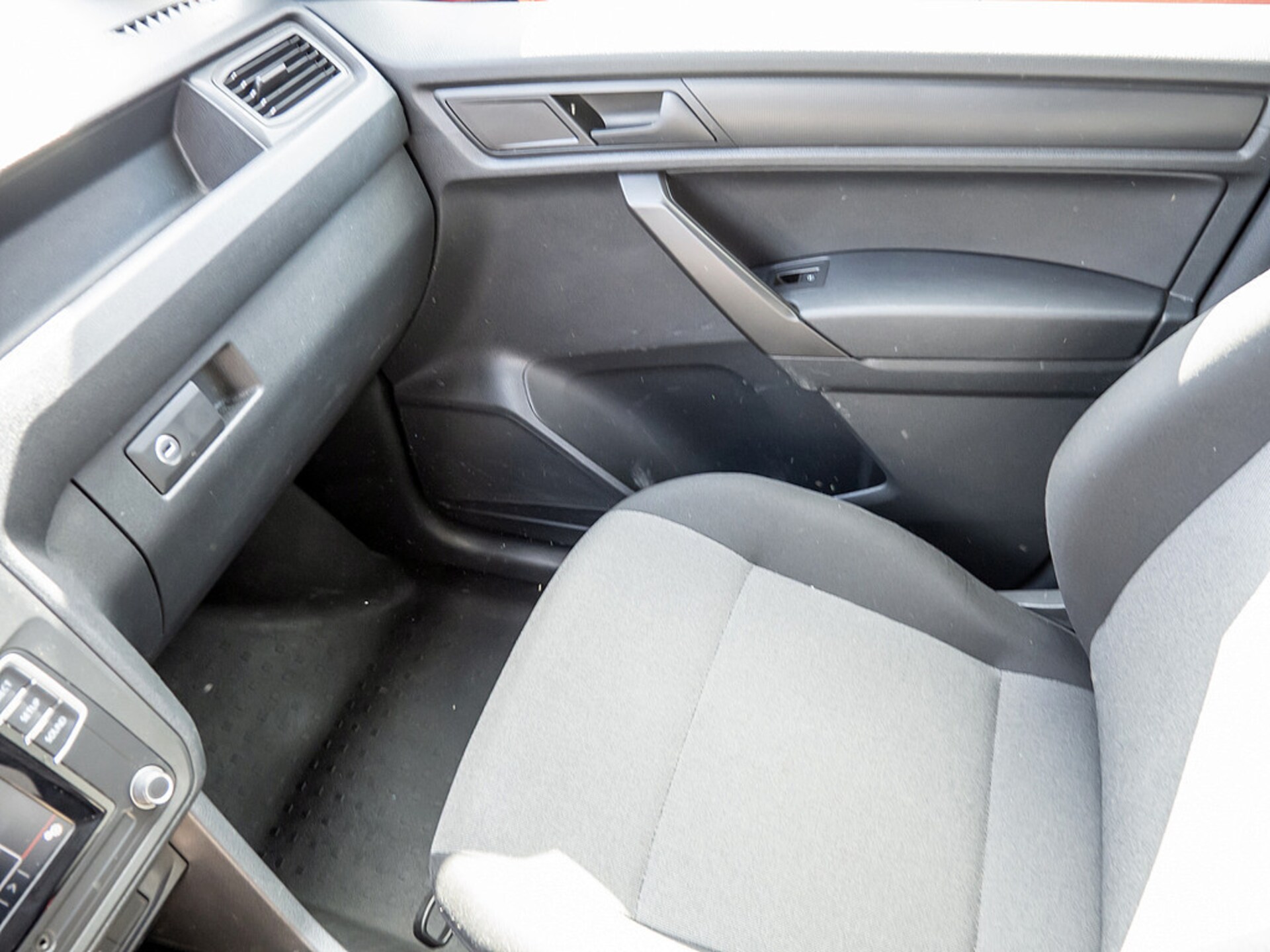 Volkswagen Caddy Maxi Kasten Basis-Modell