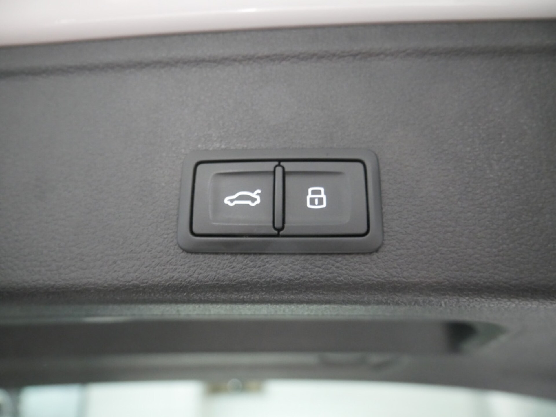 Audi A4 Avant S line
