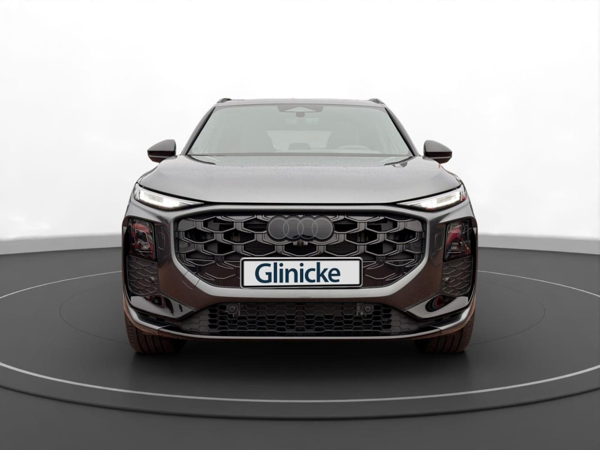 Audi Q3 SUV e-hybrid
