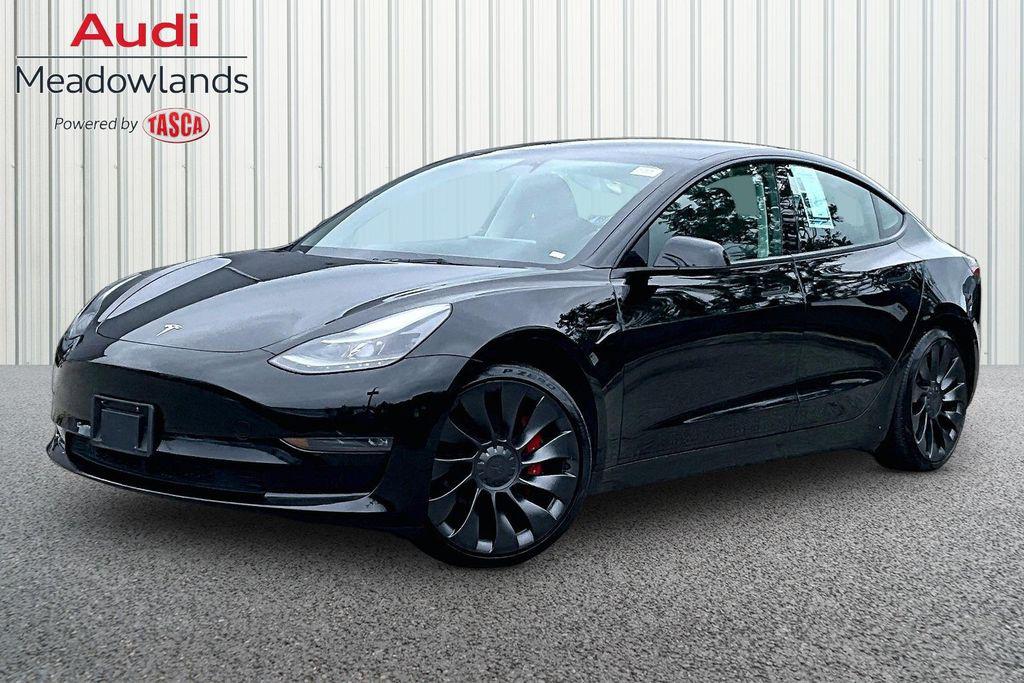 2023 Tesla Model 3 Performance's photo