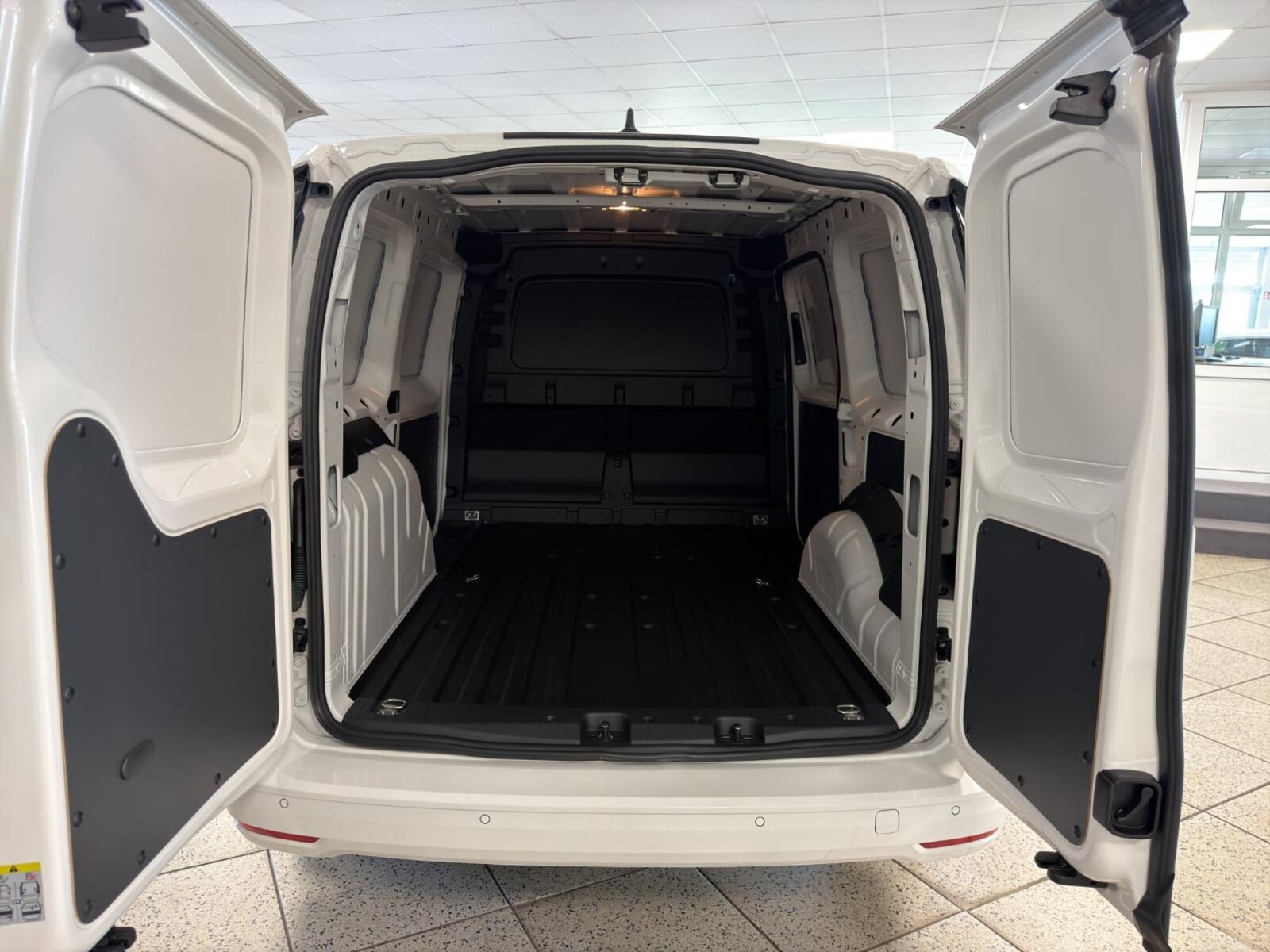 Volkswagen Caddy Maxi Cargo – Bild 29