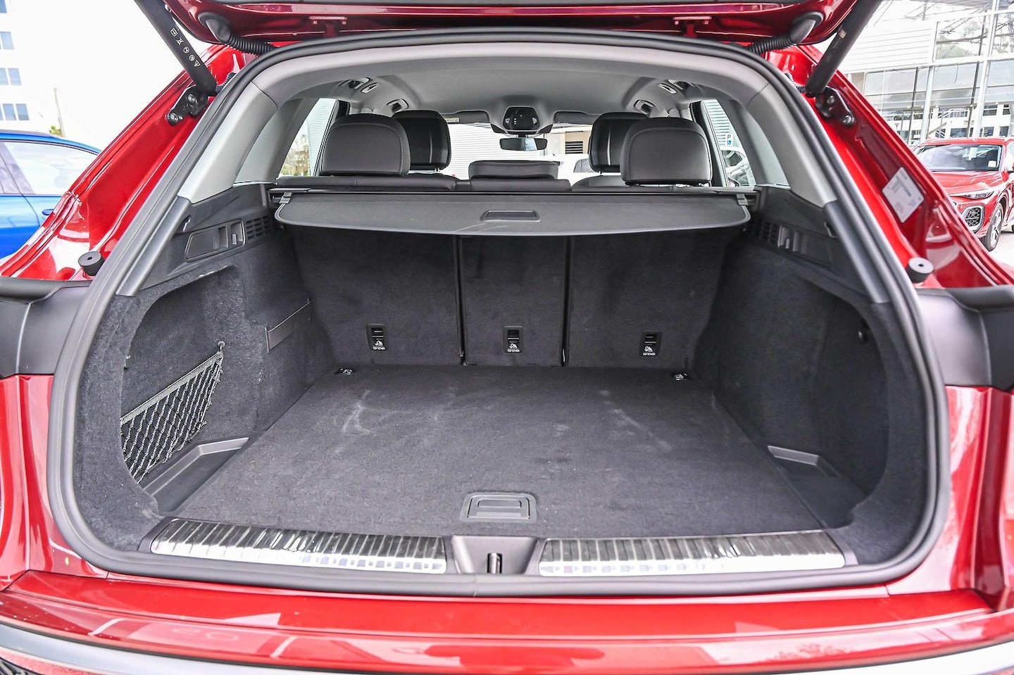 Image about Audi Q5 SUV TDI quattro 150 kW