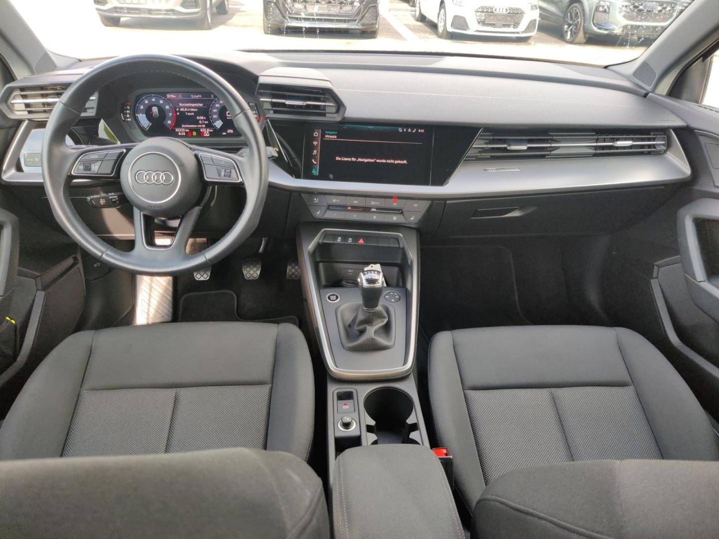 Bild über Audi A3 Sportback advanced 30 TFSI Schaltgetriebe - für weitere Informationen kontaktieren Sie den Audi Partner