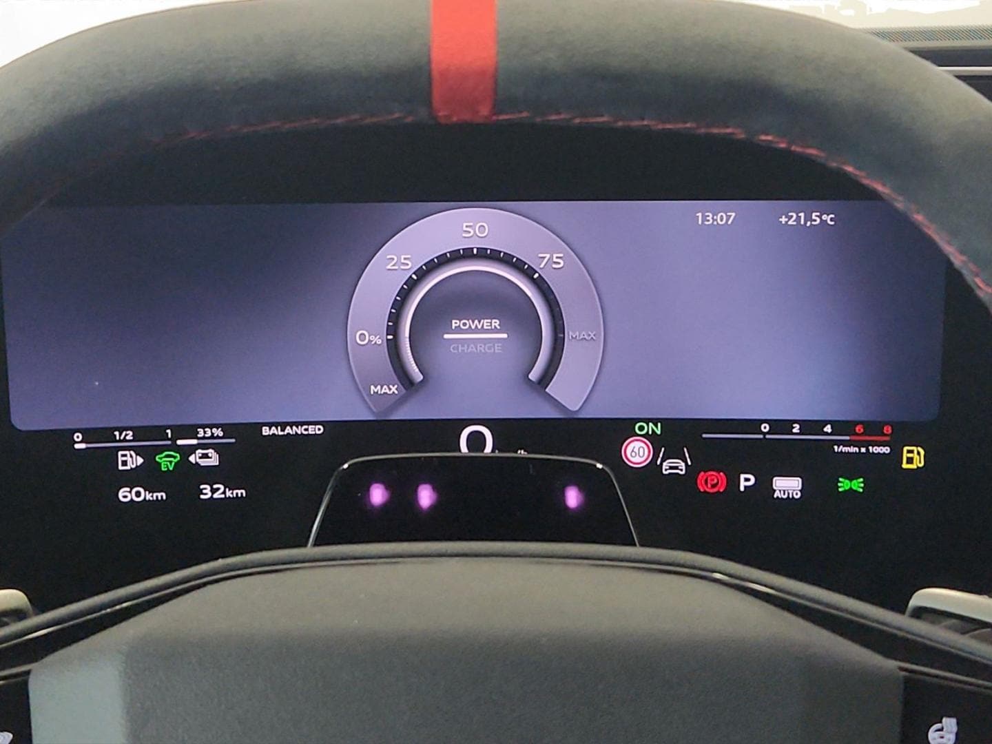 Bild über Audi RS 5 Limousine TFSI quattro 470 kW tiptronic - für weitere Informationen kontaktieren Sie den Audi Partner