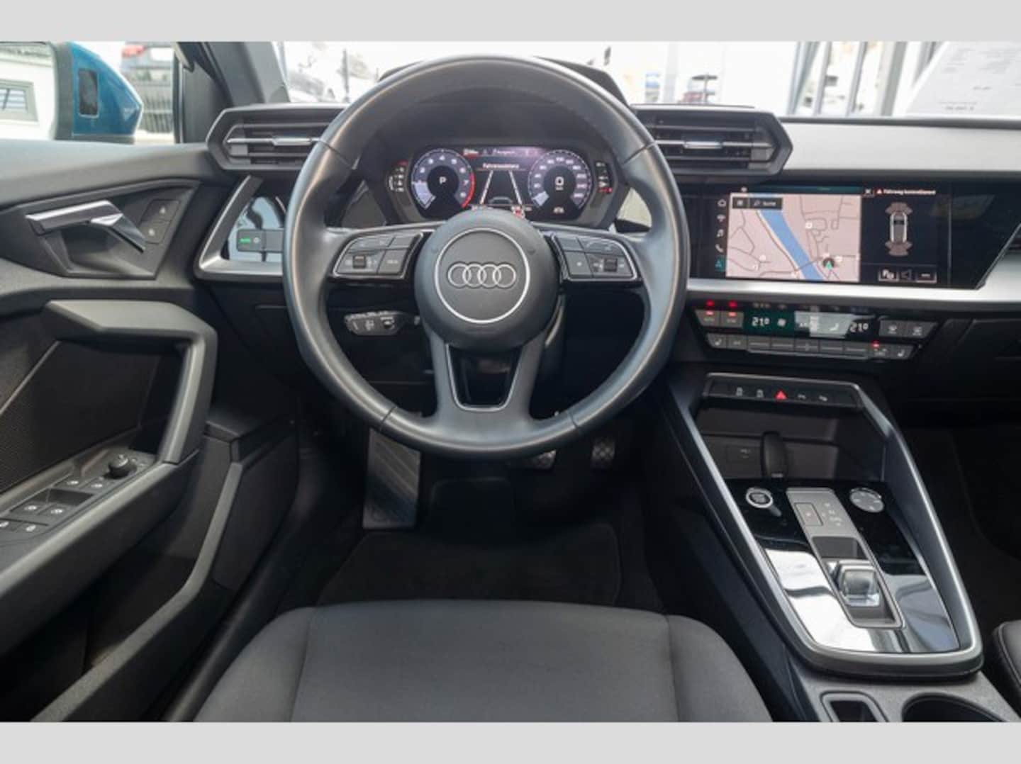 Bild über Audi A3 Sportback 30 TFSI S tronic - für weitere Informationen kontaktieren Sie den Audi Partner