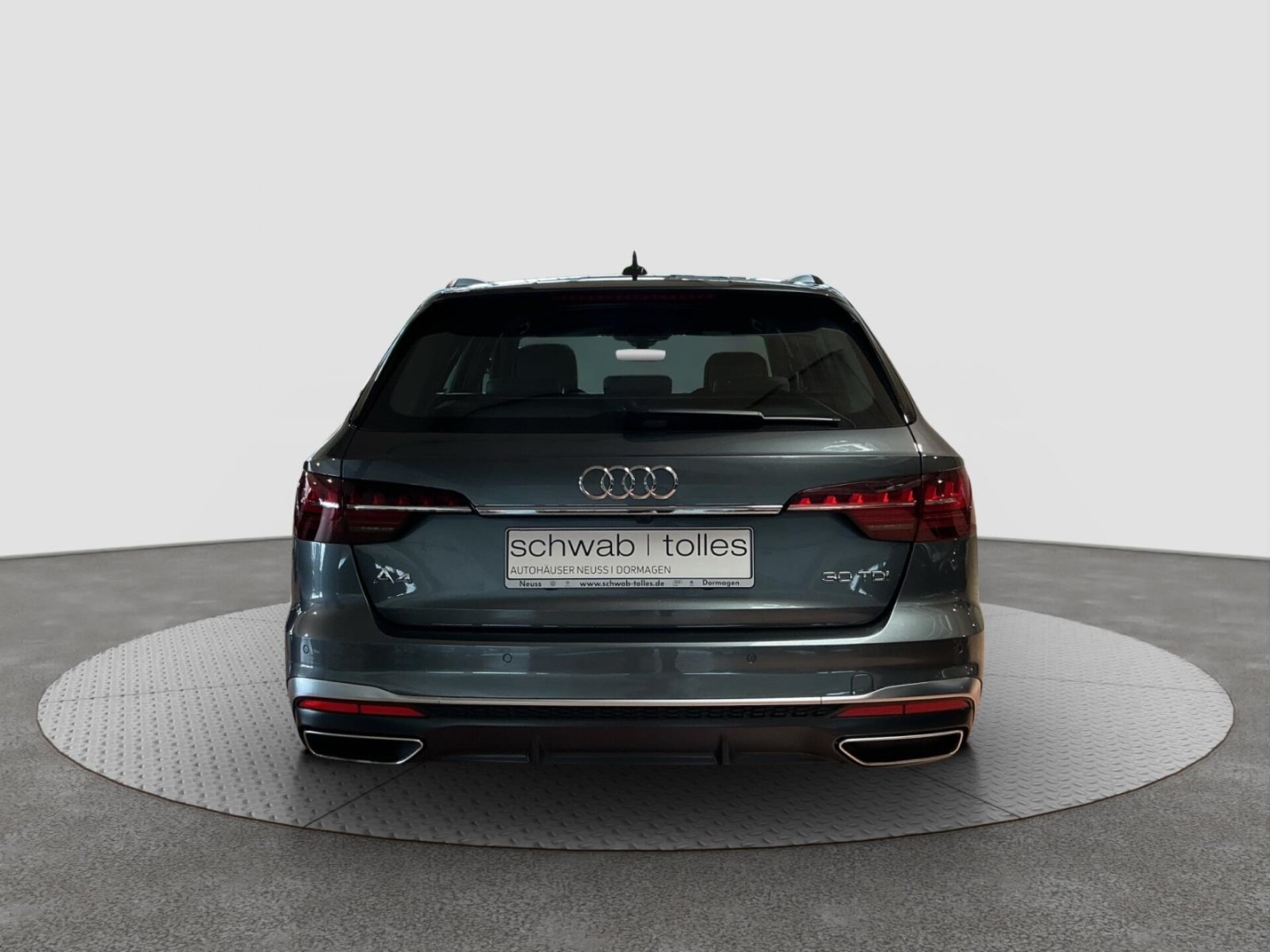 Audi A4 Avant S line