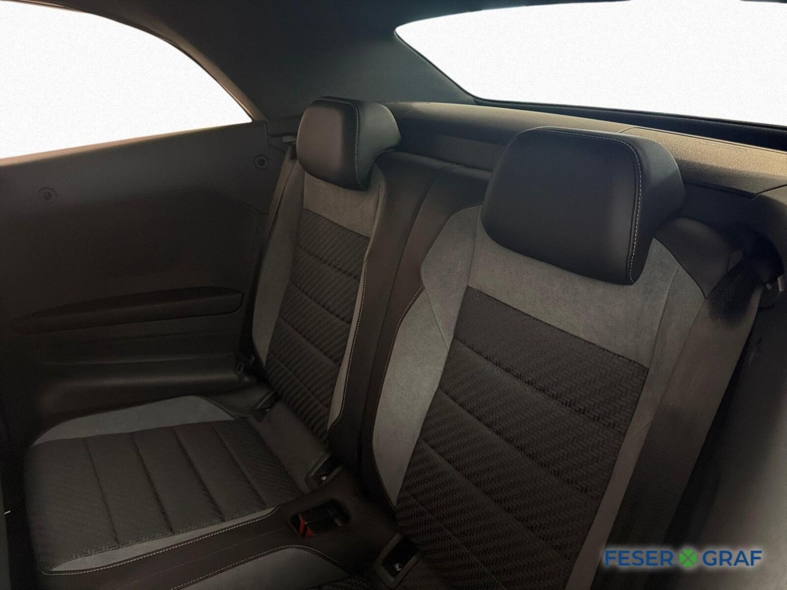 Volkswagen T-Roc Cabriolet – Bild 14