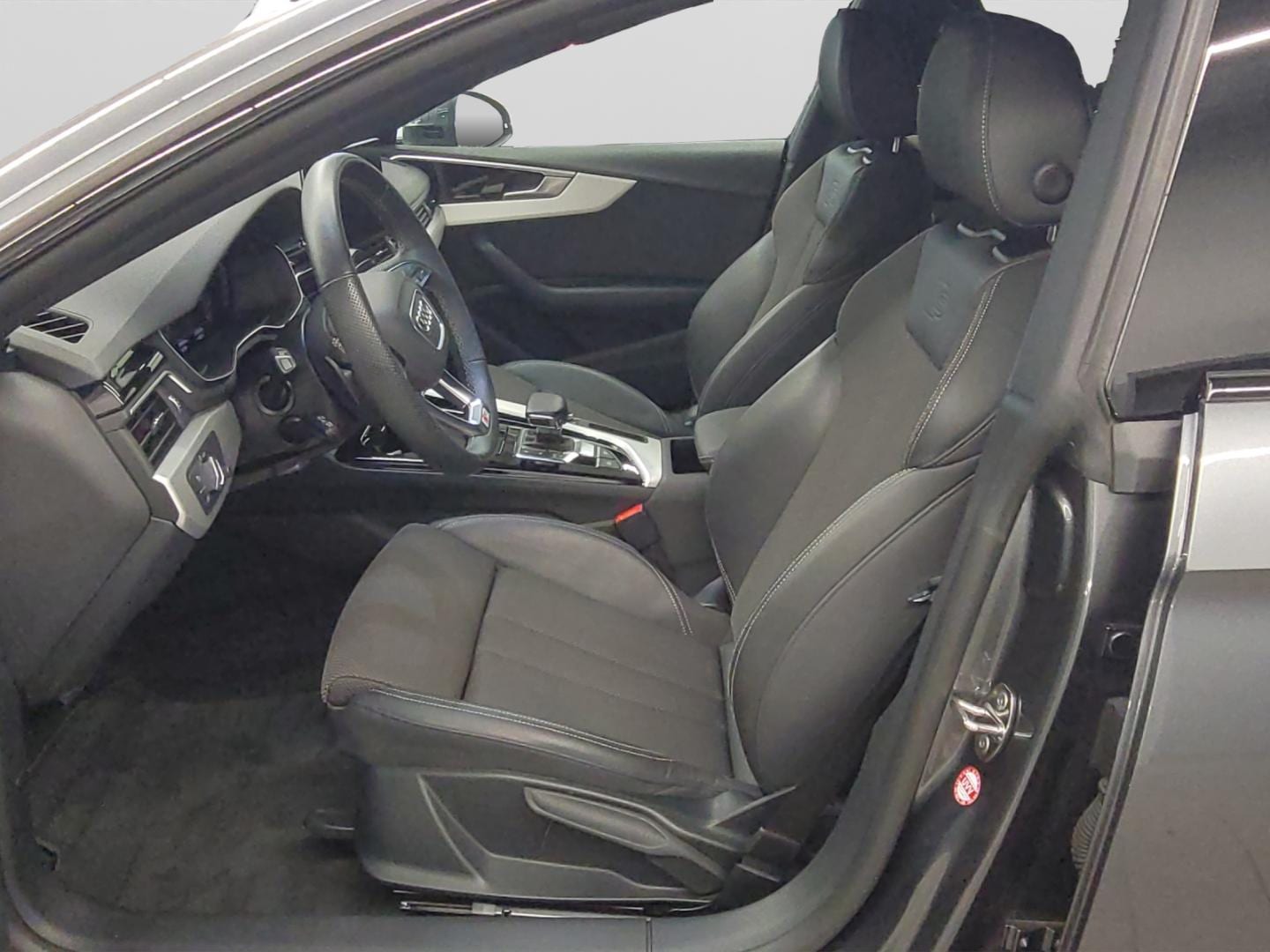 Bild über Audi A5 Sportback S line business 40 TDI quattro S tronic - für weitere Informationen kontaktieren Sie den Audi Partner
