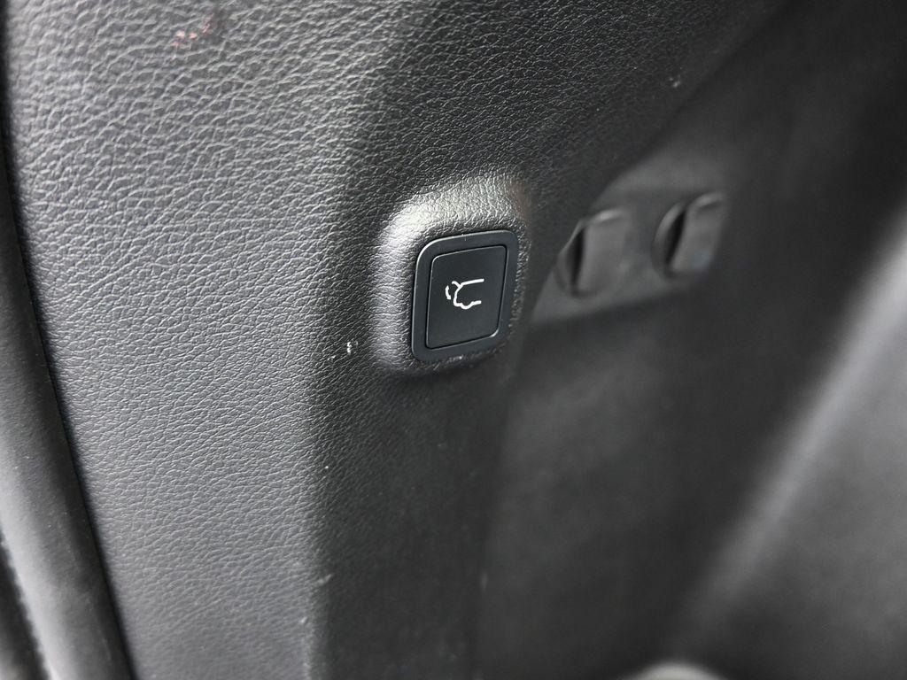 2021 Jeep Cherokee Latitude Lux - Photo 37