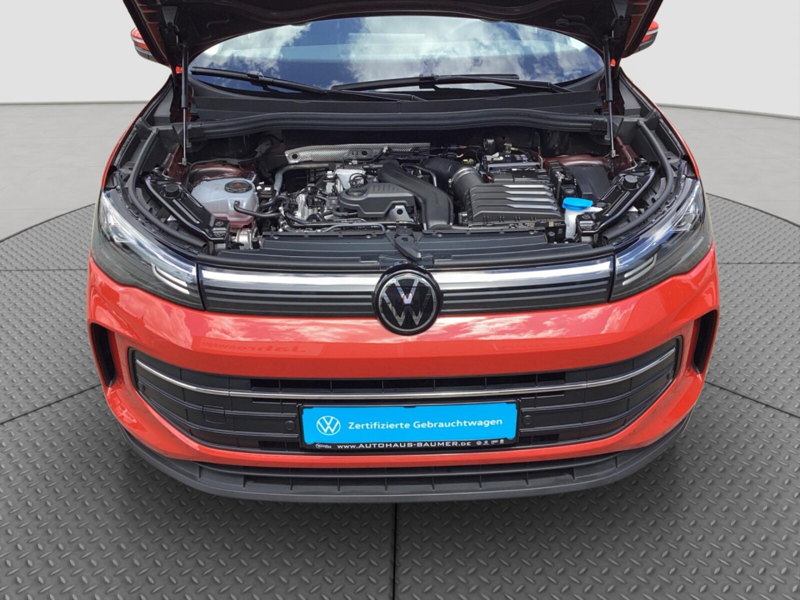 Volkswagen Tiguan – Bild 8