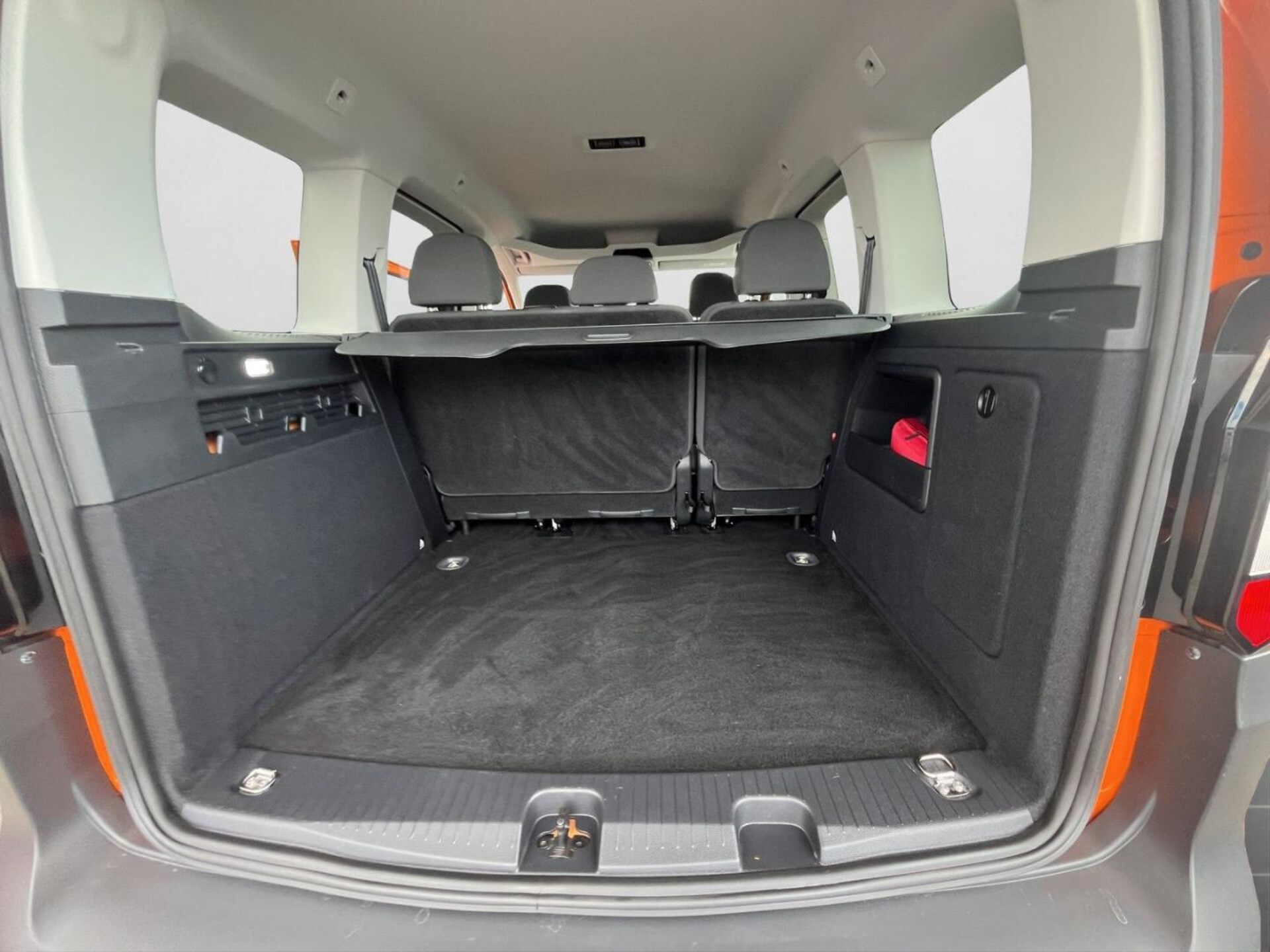 Volkswagen Caddy Basis-Modell