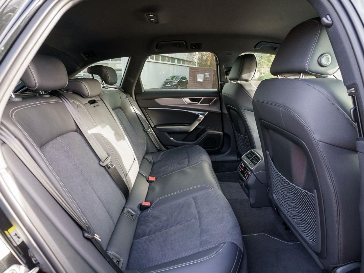 Bild über Audi A6 Avant S line 50 TDI quattro tiptronic - für weitere Informationen kontaktieren Sie den Audi Partner