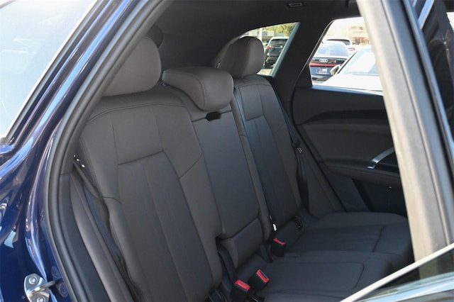 2025 Audi Q5 Premium - Photo 21