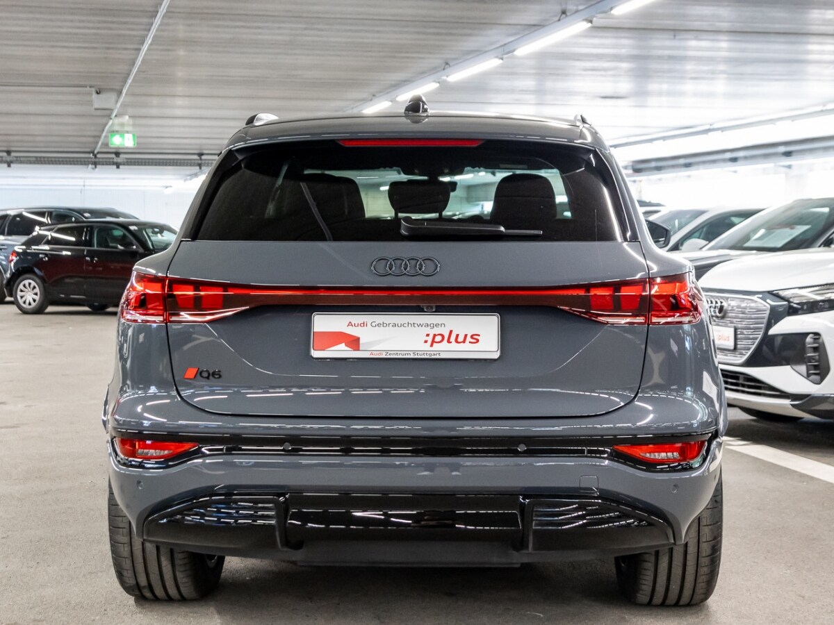 Image about Audi Q6 SUV e-tron e-tron quattro