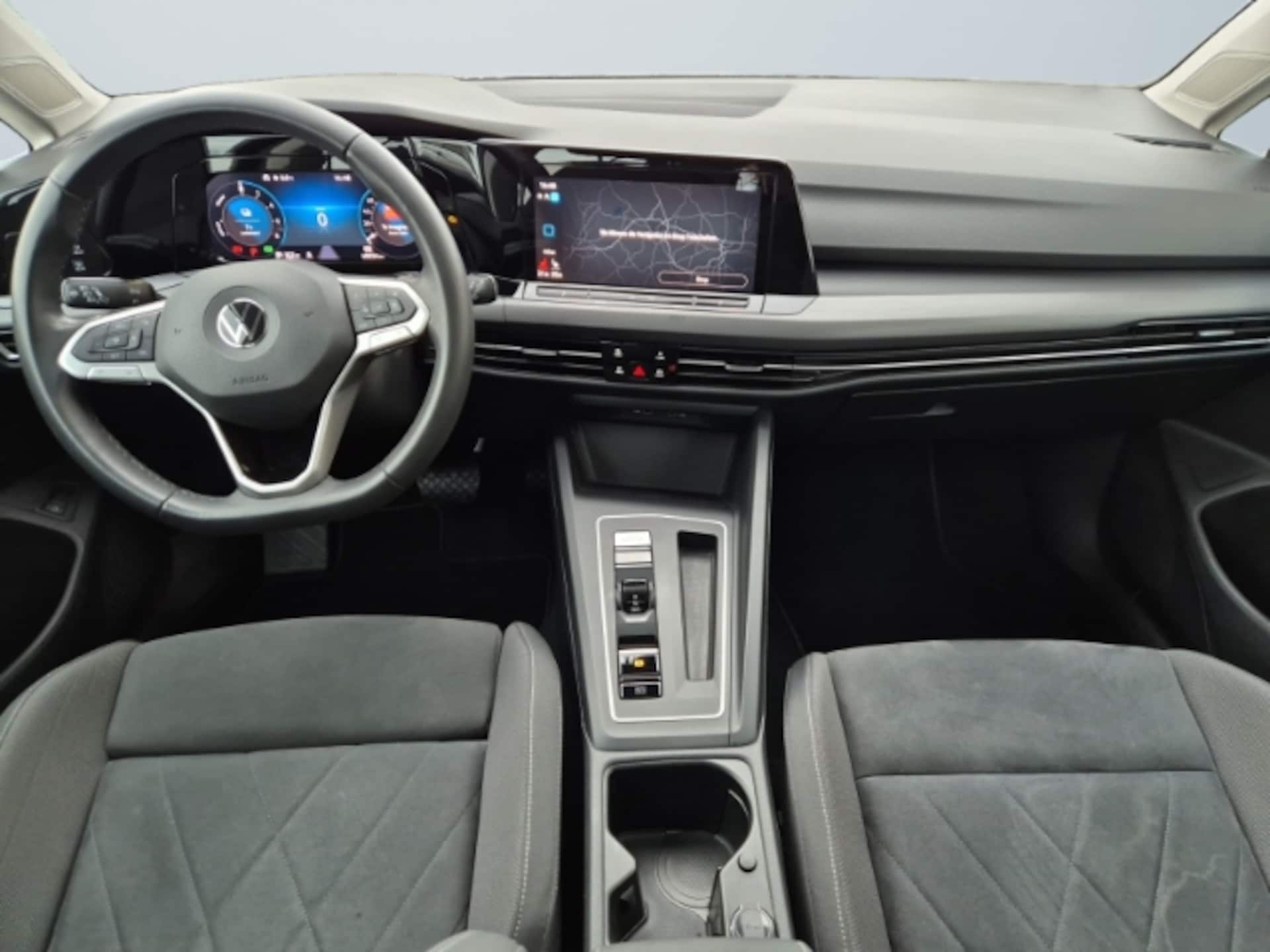 Volkswagen Golf Style
