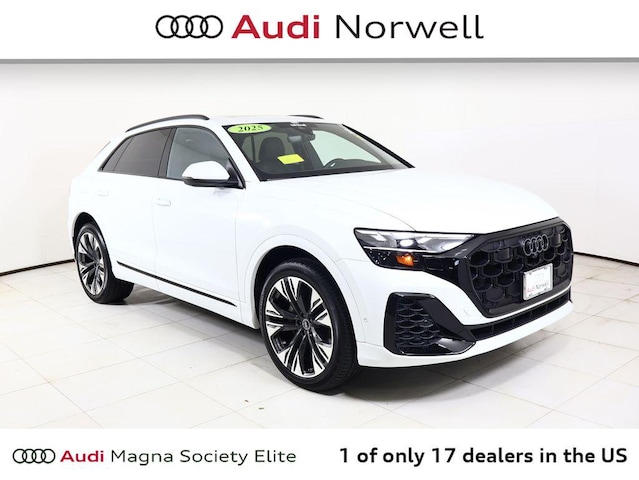 Photo of 2025 Audi Q8