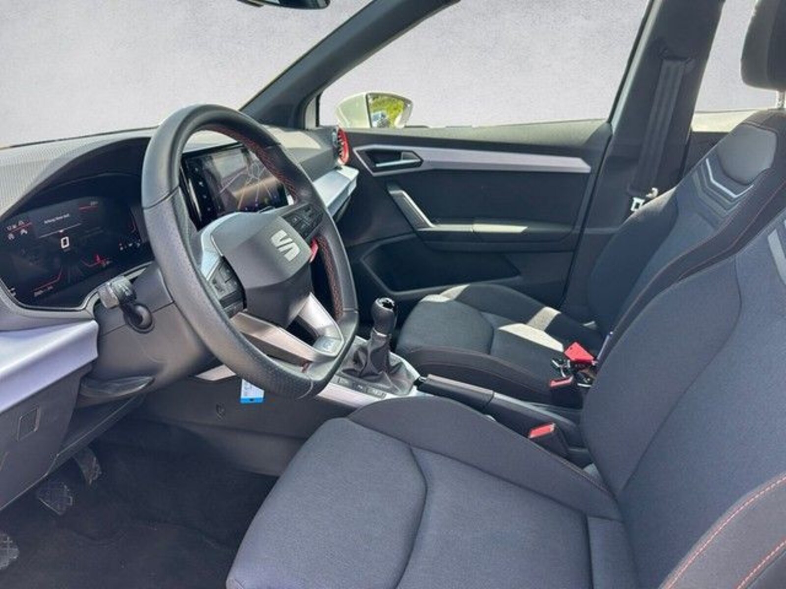 SEAT Arona – Bild 9