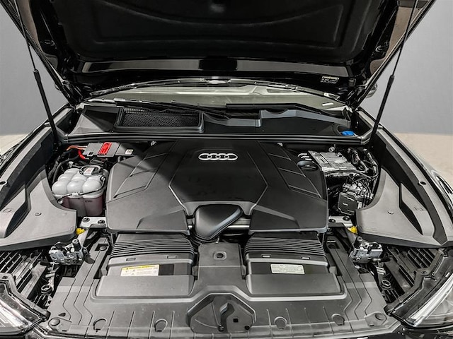 2025 Audi Q8