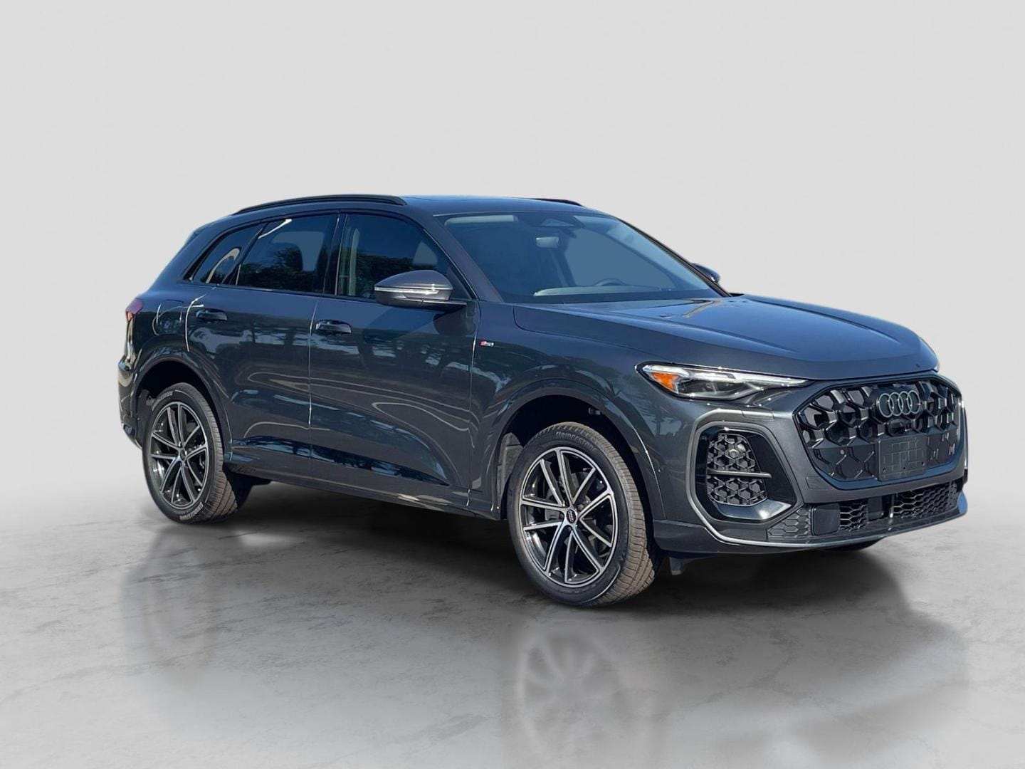 2026 Audi Q5 Premium Plus quattro's photo