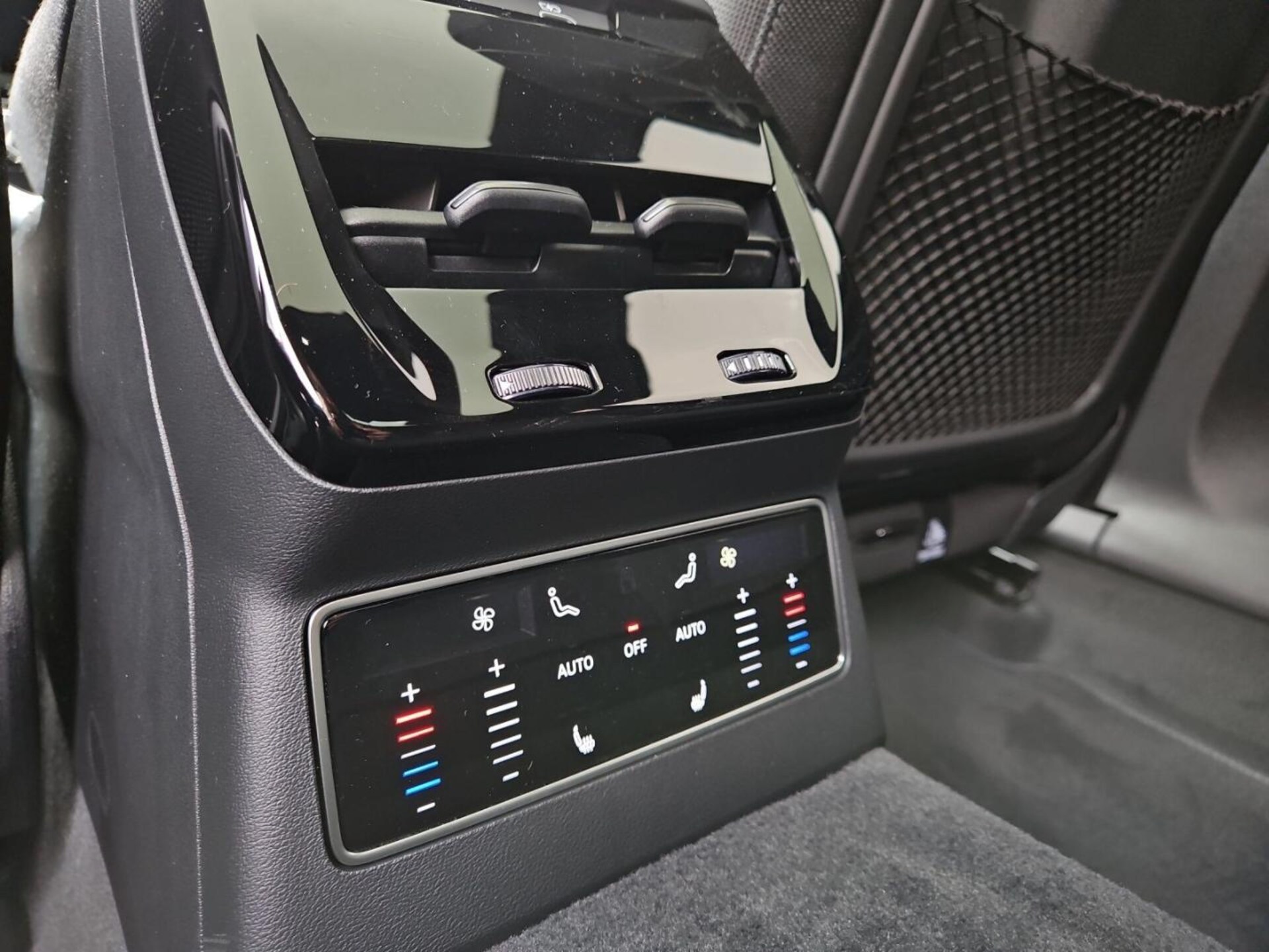 Audi A6 Limousine e-hybrid edition one