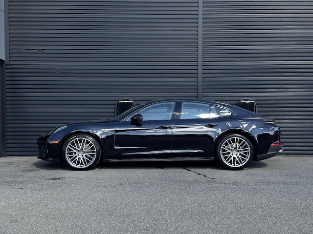 2025 Porsche Panamera