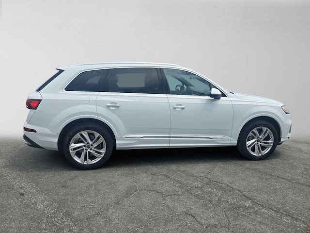 2023 Audi Q7