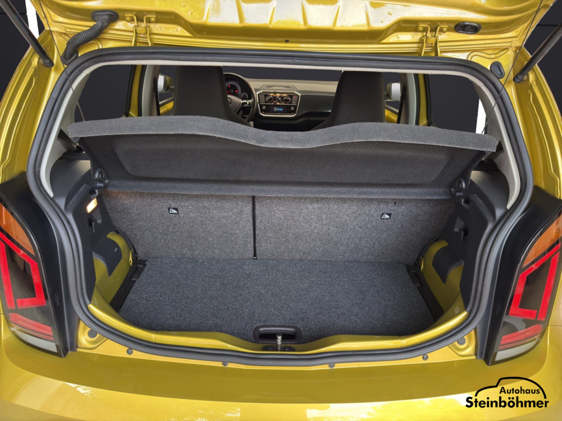 Volkswagen up! move up!