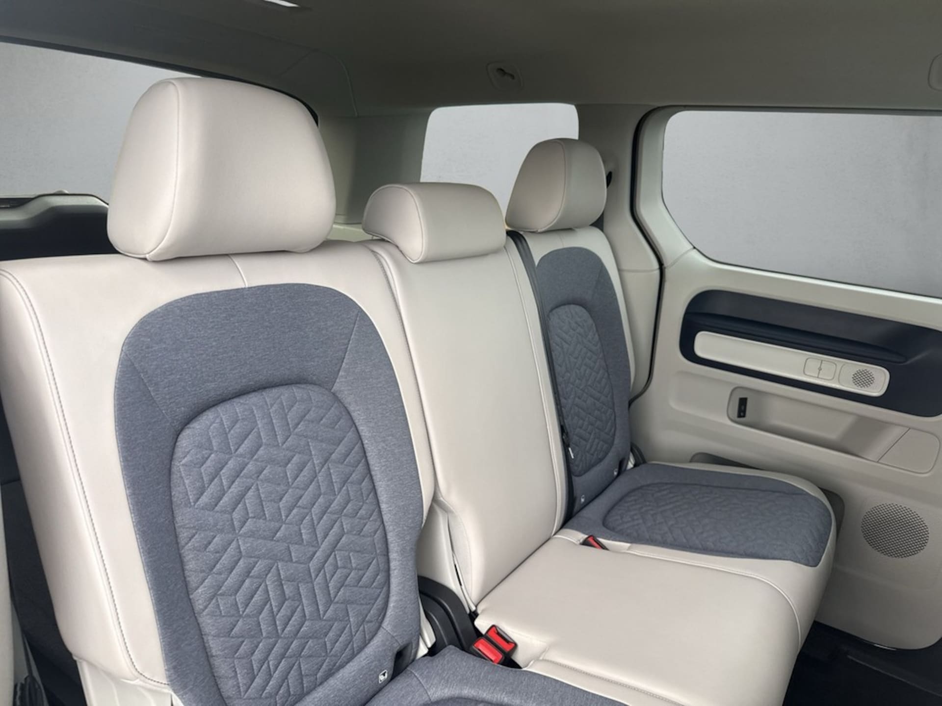 Volkswagen ID. Buzz Pro