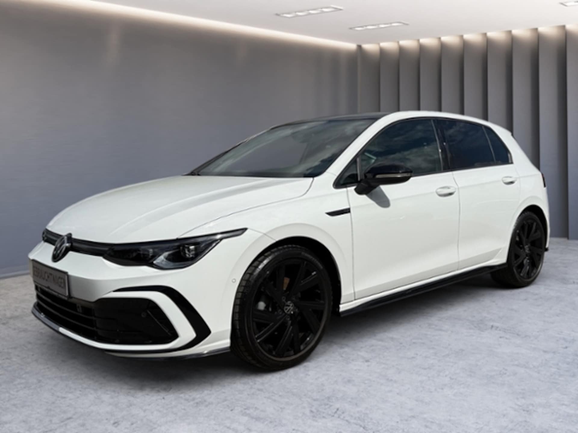 Volkswagen Golf R-Line