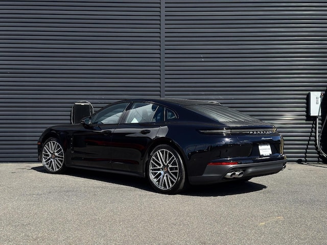 2025 Porsche Panamera