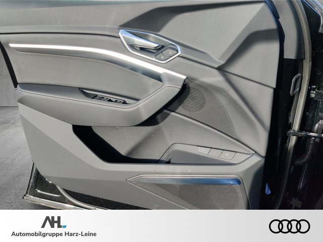 Image about Audi Q8 Sportback e-tron advanced 50 e-tron quattro