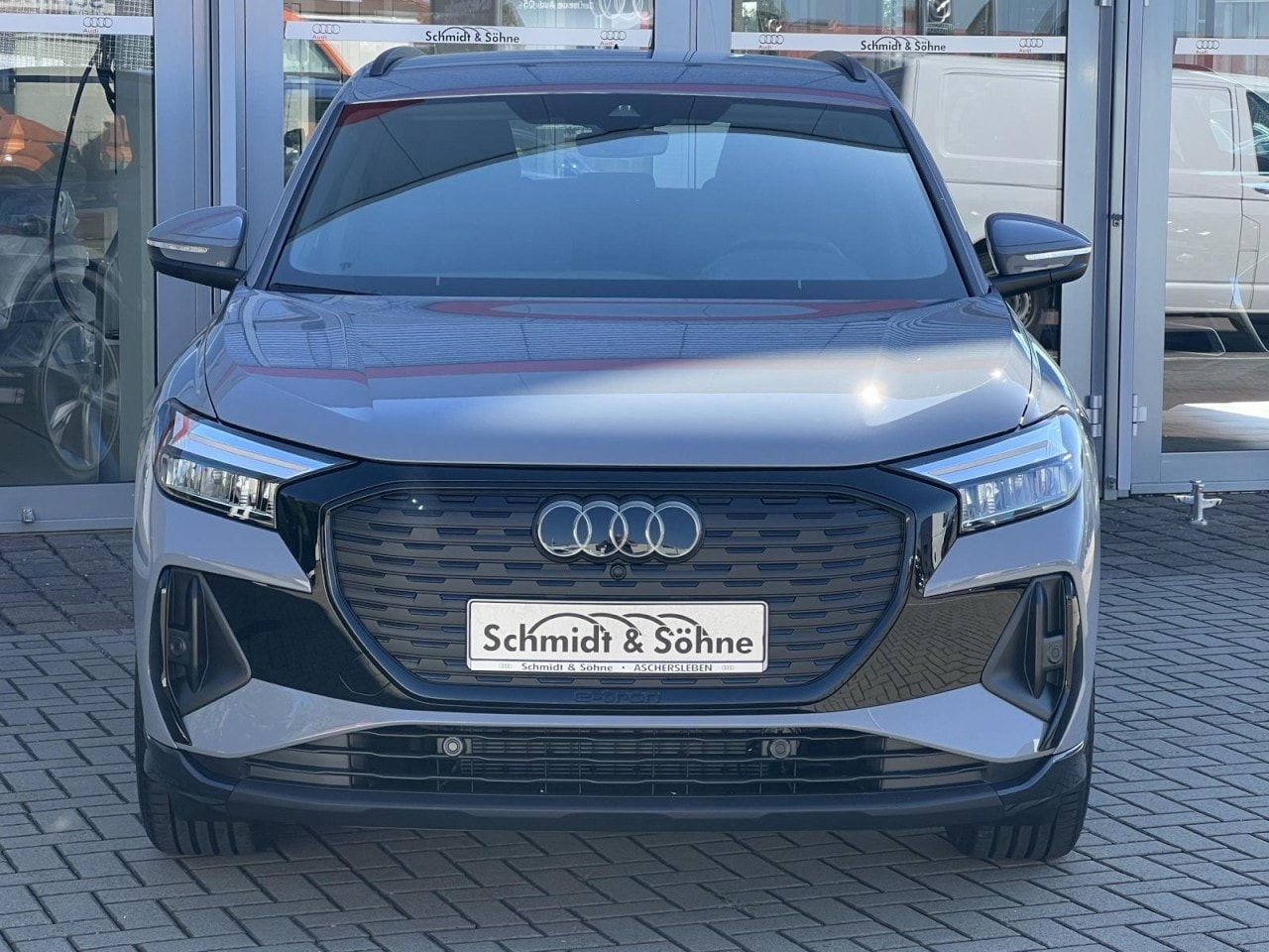 Image about Audi Q4 e-tron 40 e-tron