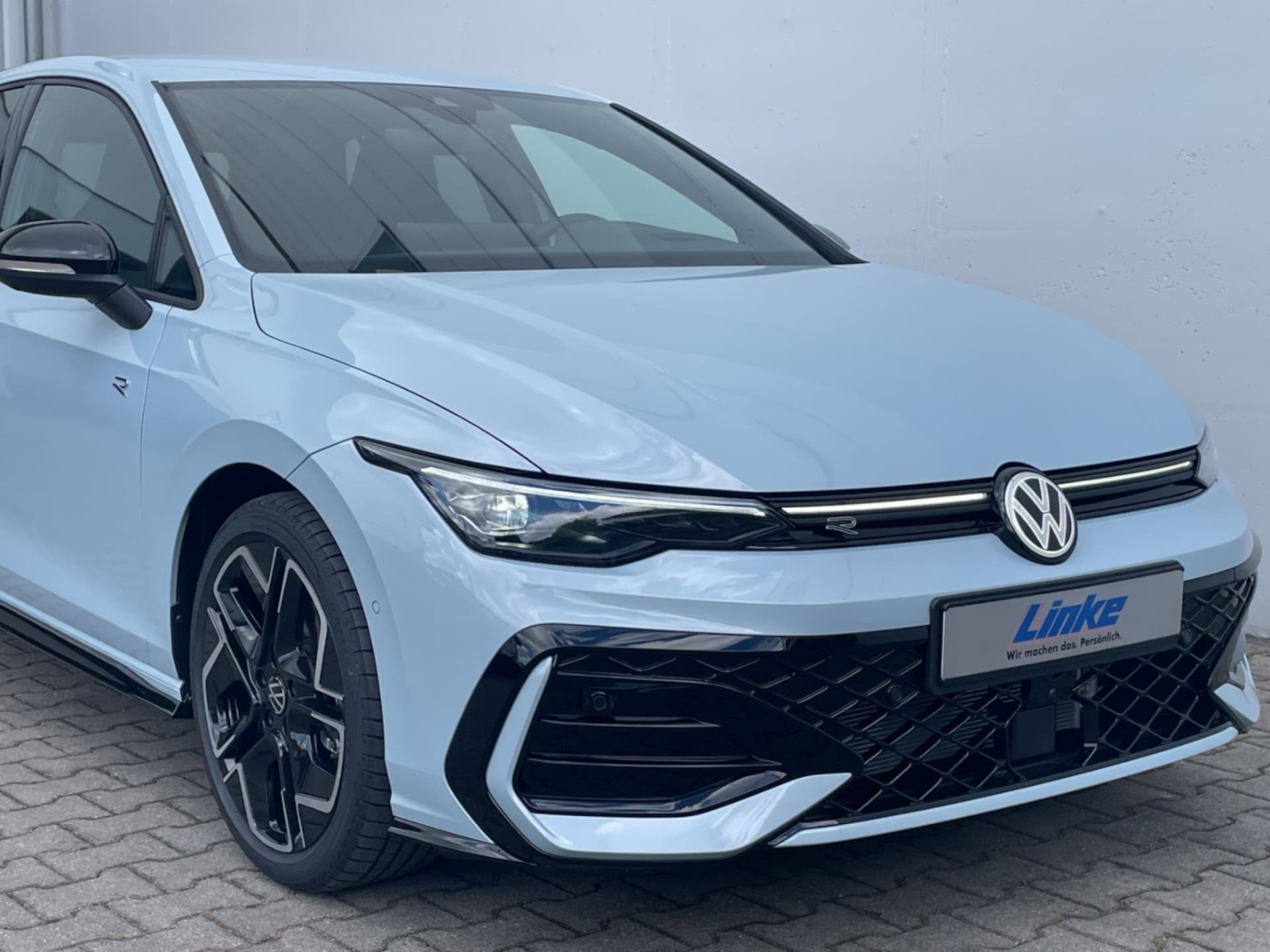 Volkswagen Golf R-Line