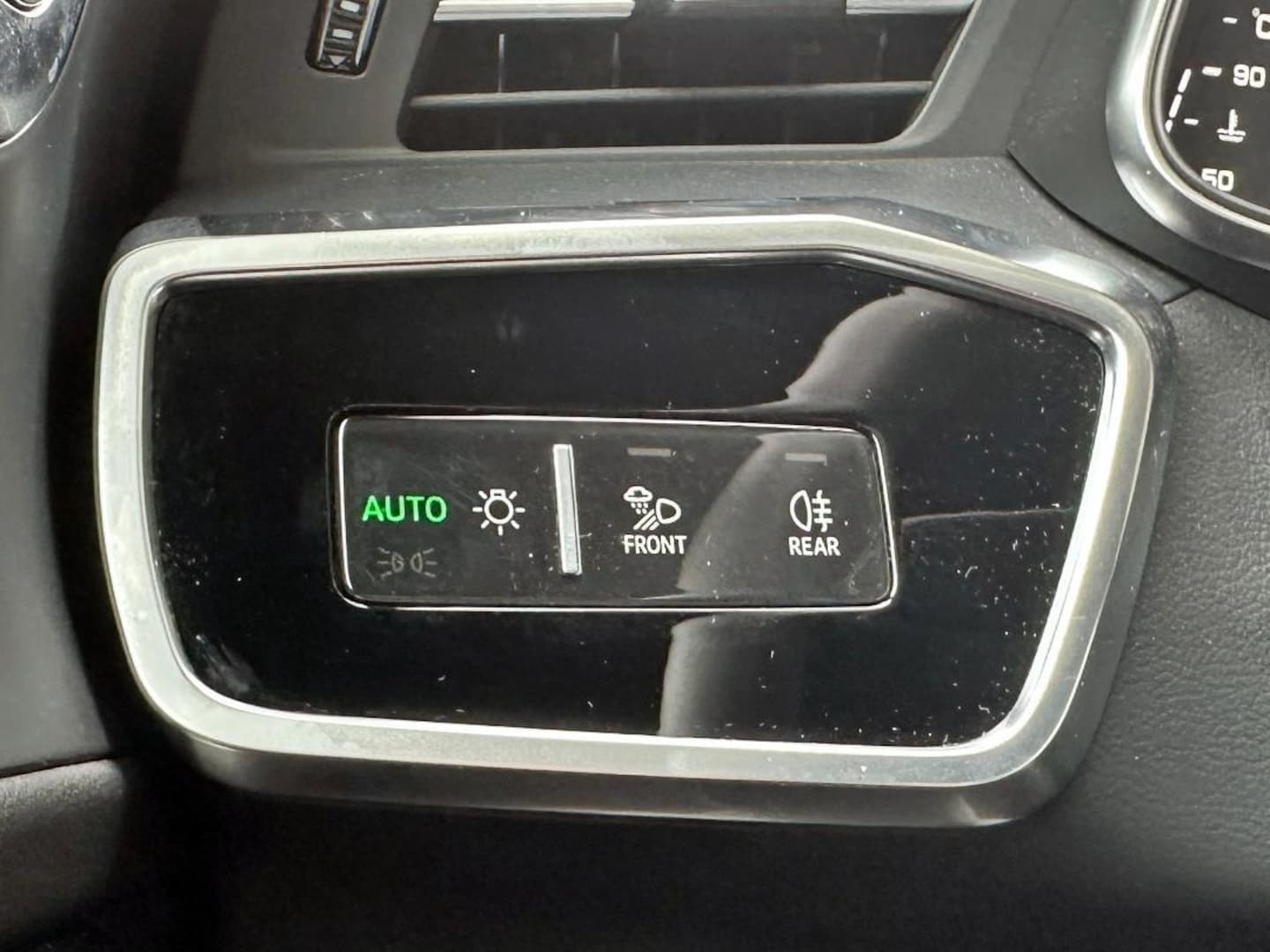 Bild über Audi A6 Avant advanced 45 TFSI S tronic - für weitere Informationen kontaktieren Sie den Audi Partner