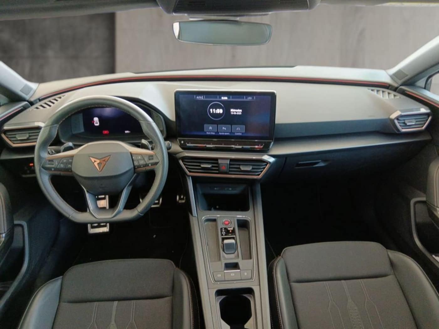 CUPRA Leon León 2.0 TSI VZ DSG 221 kW (300 CV) — photo 4