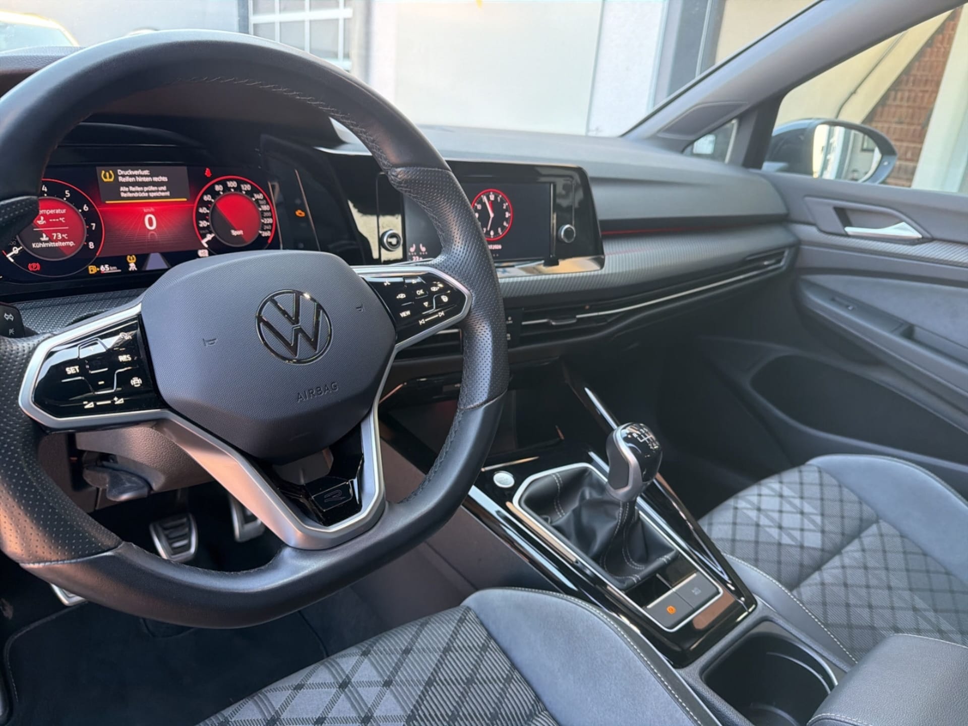 Volkswagen Golf R-Line