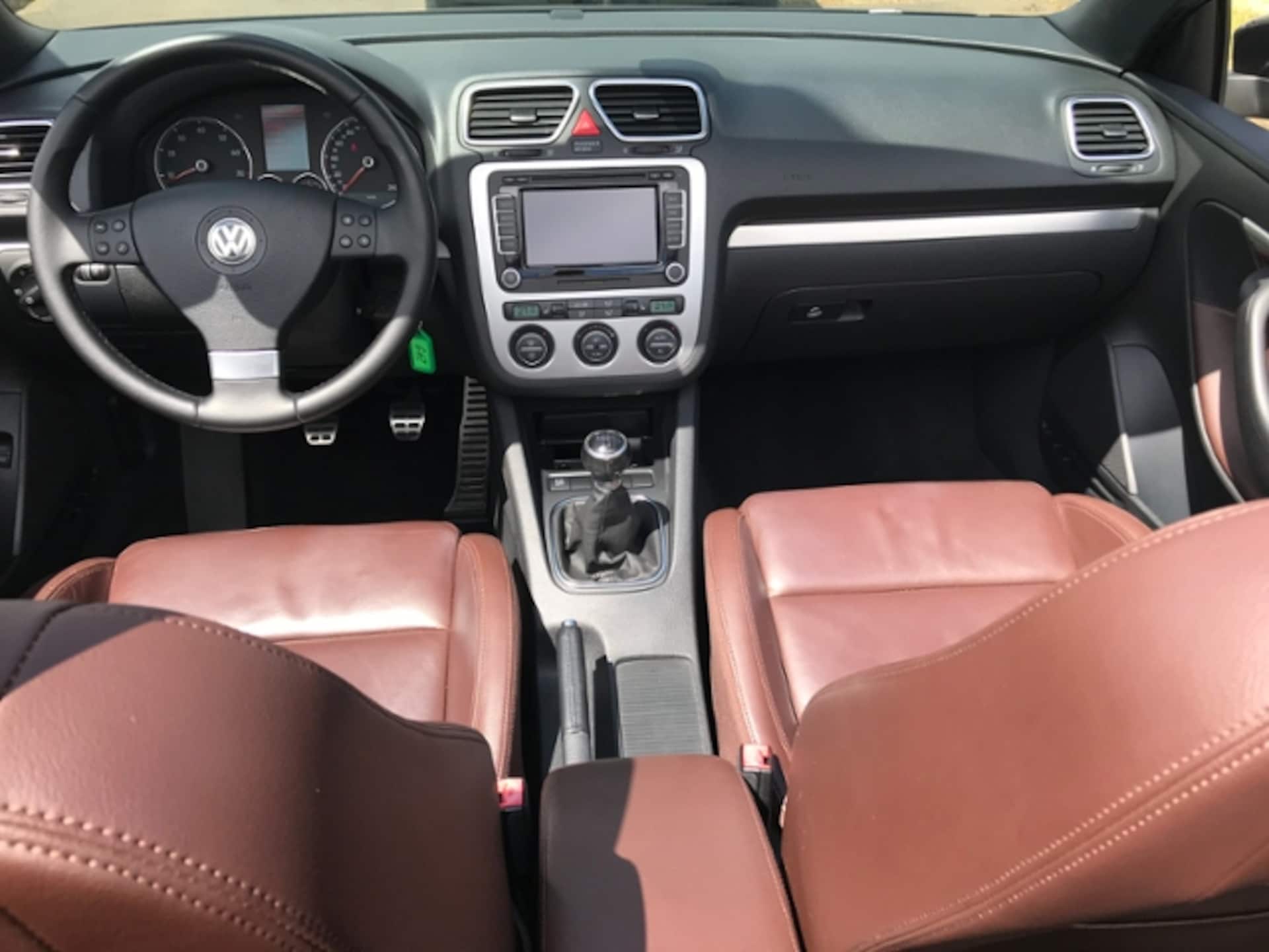 Volkswagen Eos