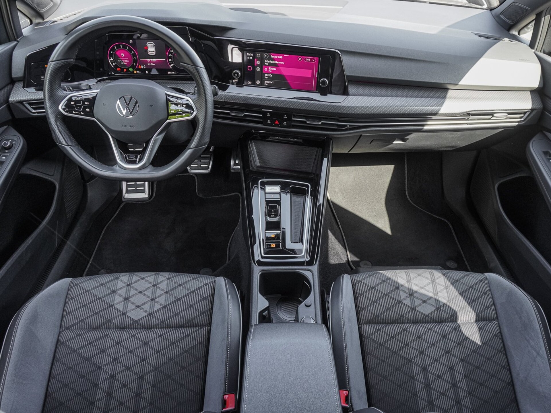 Volkswagen Golf R-Line