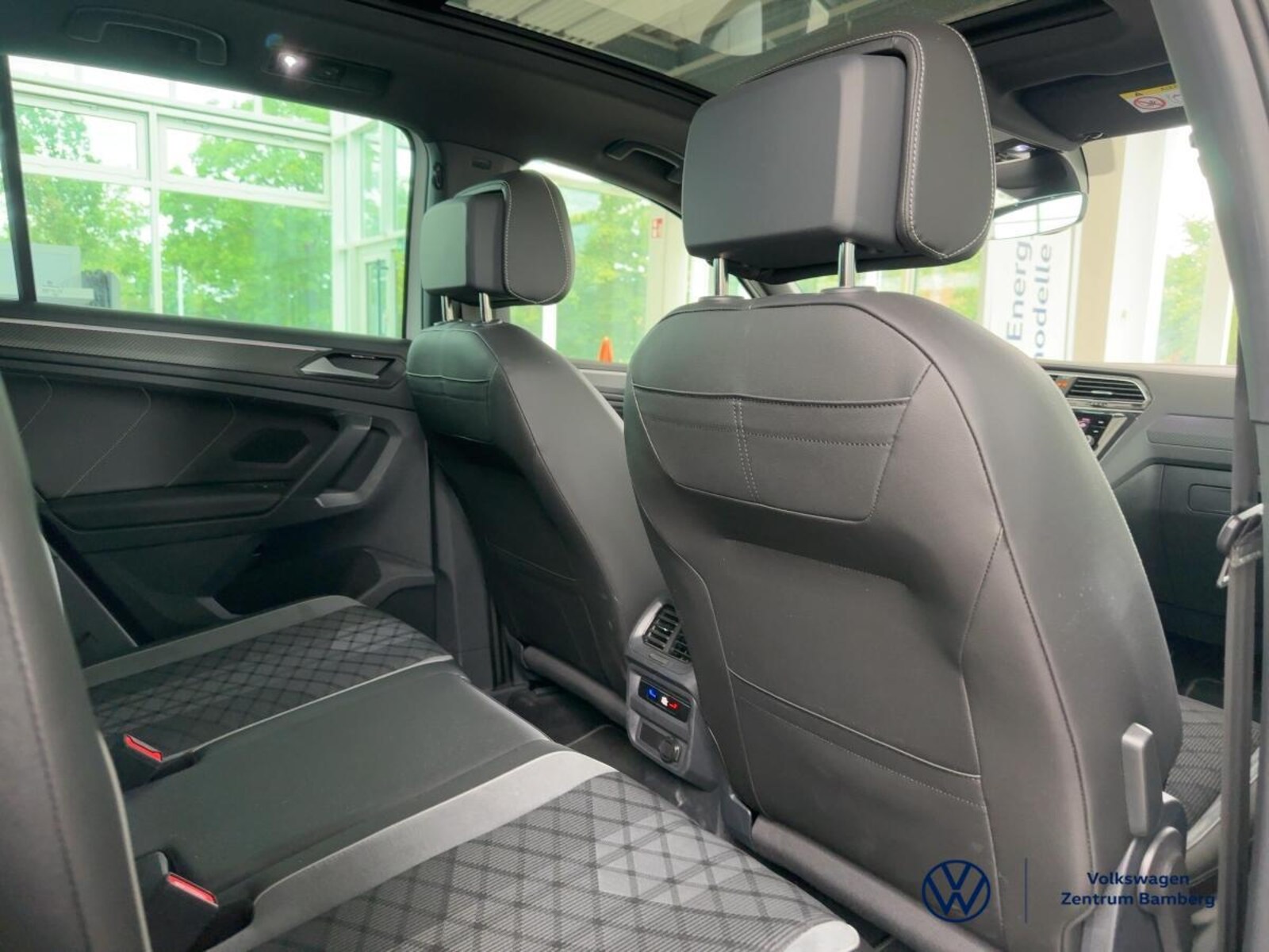Volkswagen Tiguan – Bild 12