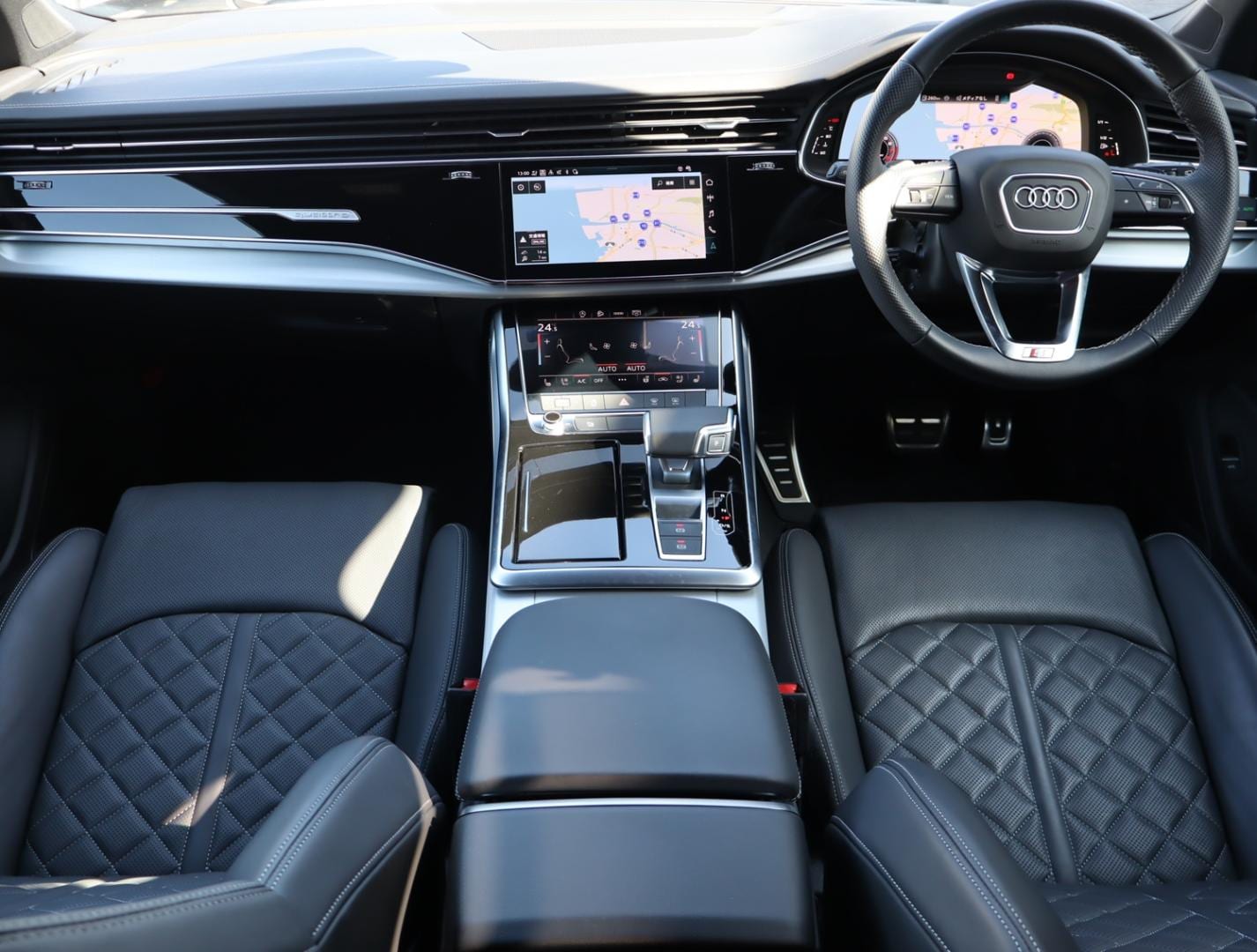 Audi Q7 SUV 55 TFSI quattro S line 250(340) kW(PS) tiptronic for more details contact your dealer